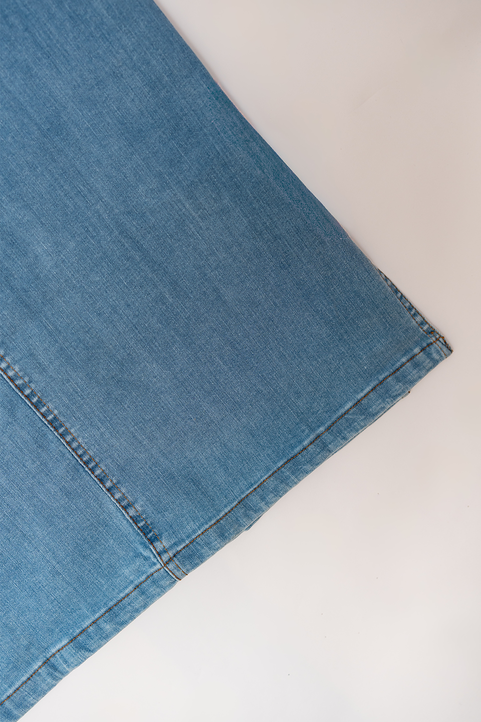 BUTTON DOWN SKIRT LIGHT WASH