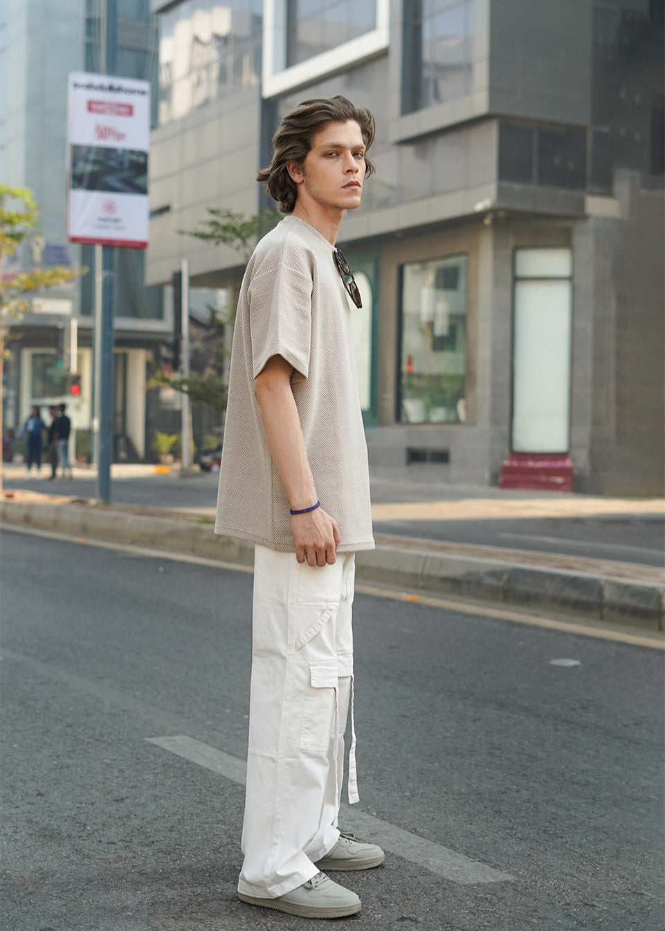 RELAXED FIT TEXTURED T-SHIRT