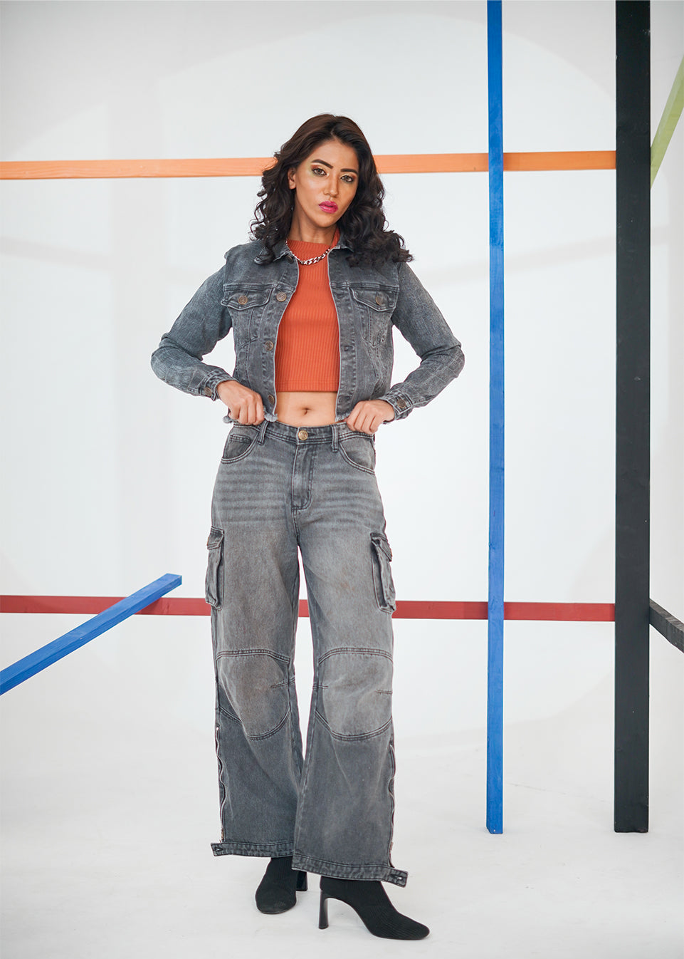 CROPPED GREY DENIM JACKET