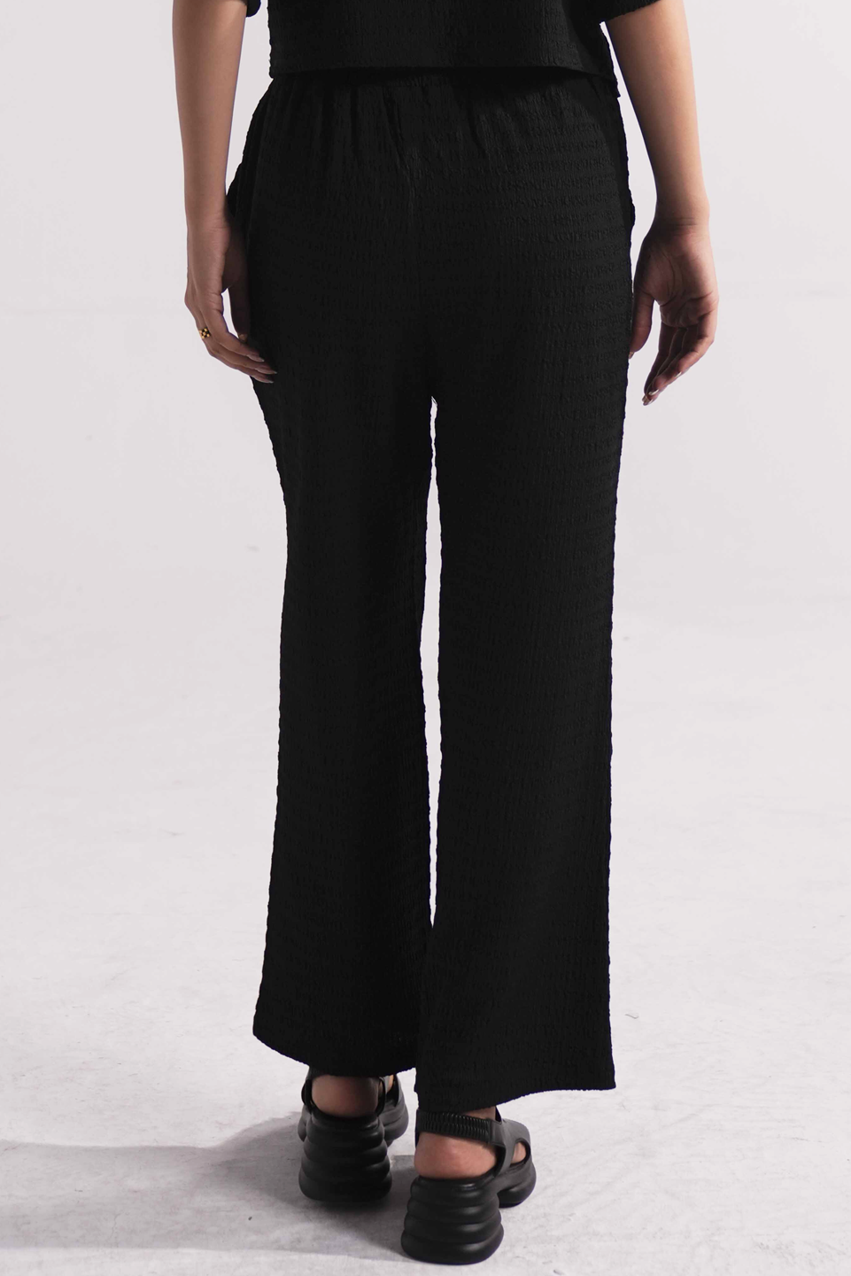 TEXTURED WIDE LEG PANT