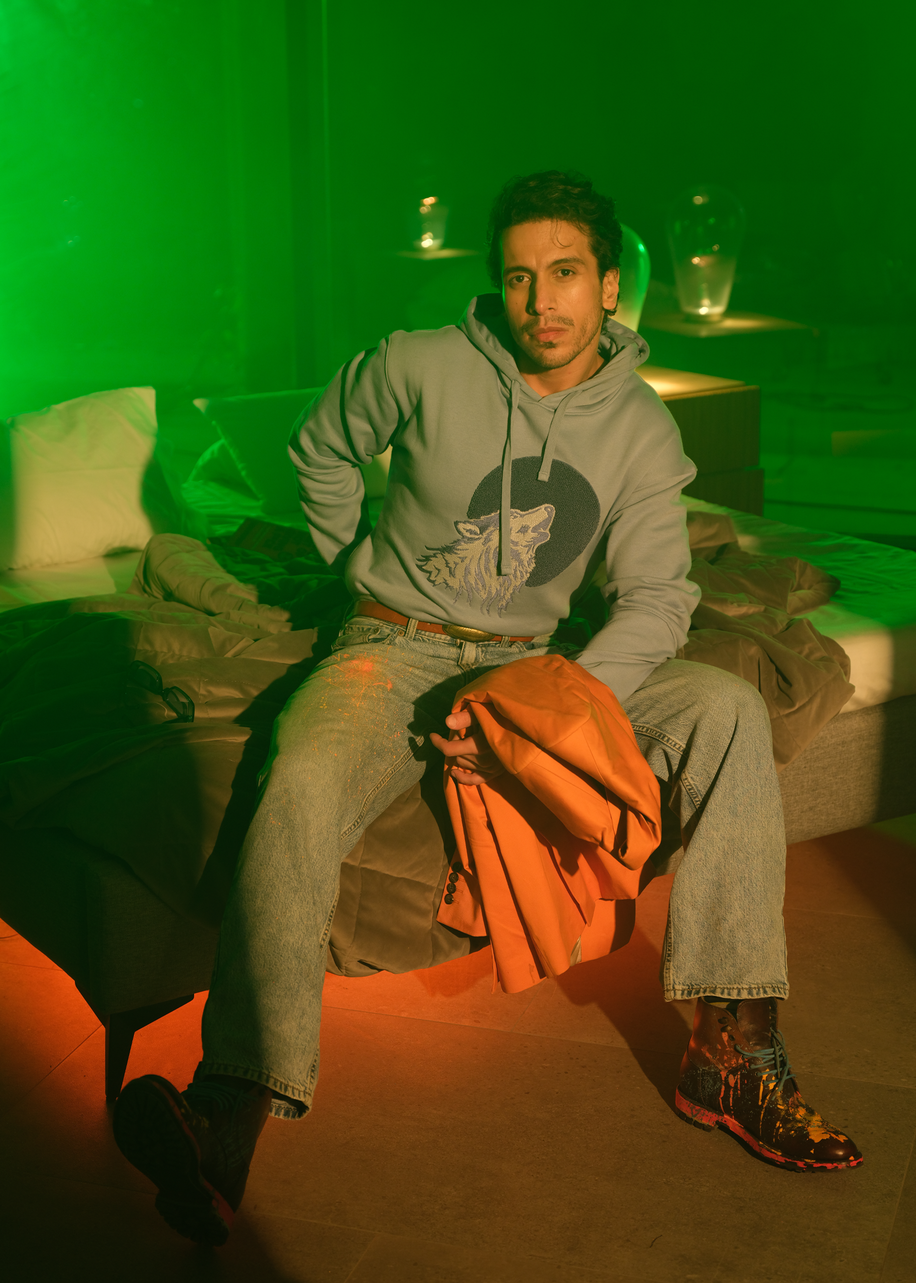 DROP SHOULDER HOODIE