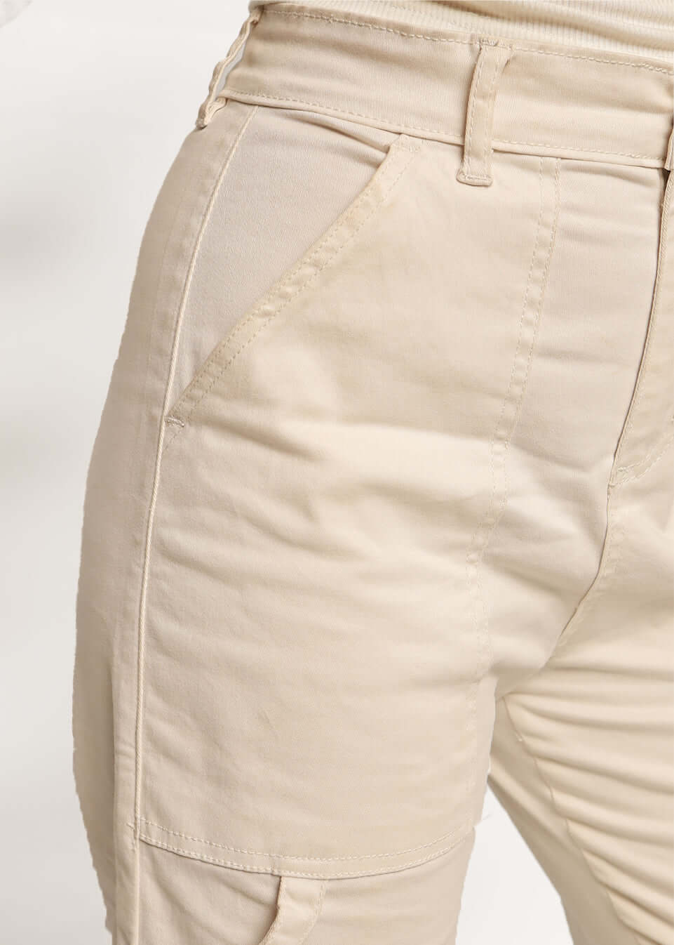 BEIGE CARGO PANTS