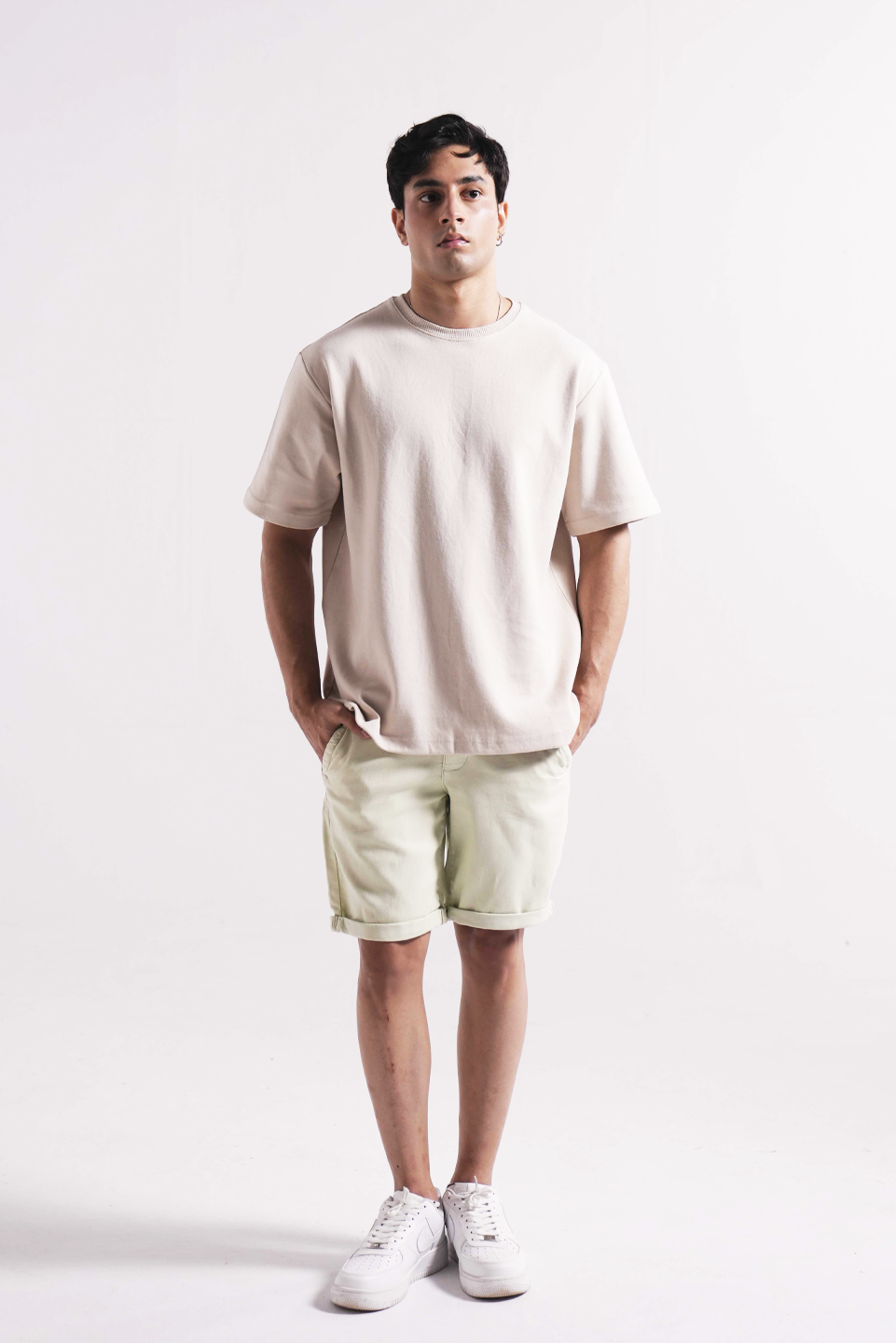 ESSENTIAL OVERSIZED TEE