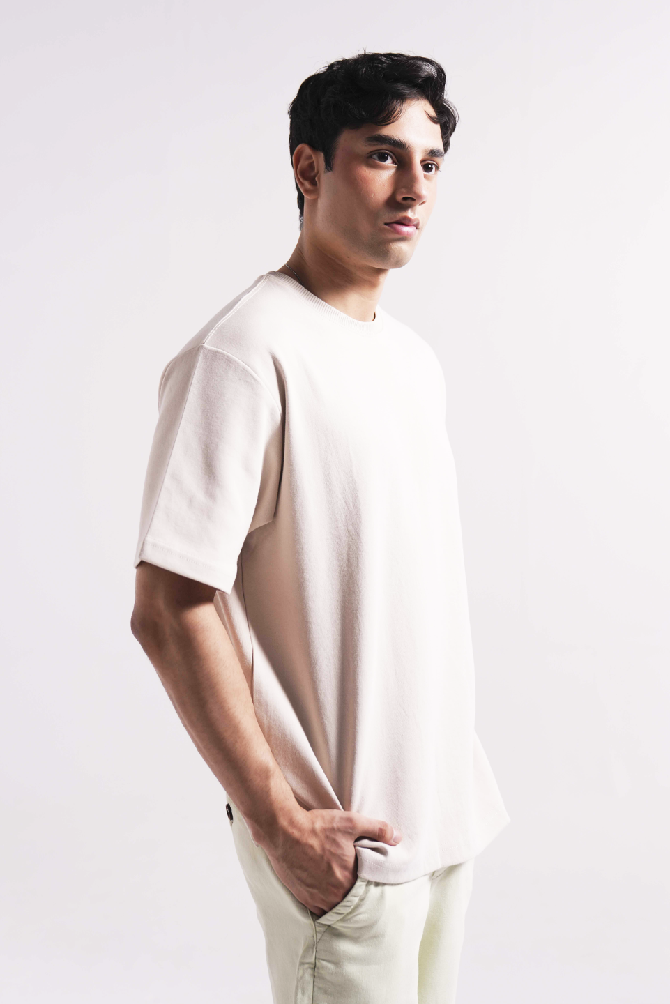 ESSENTIAL OVERSIZED TEE