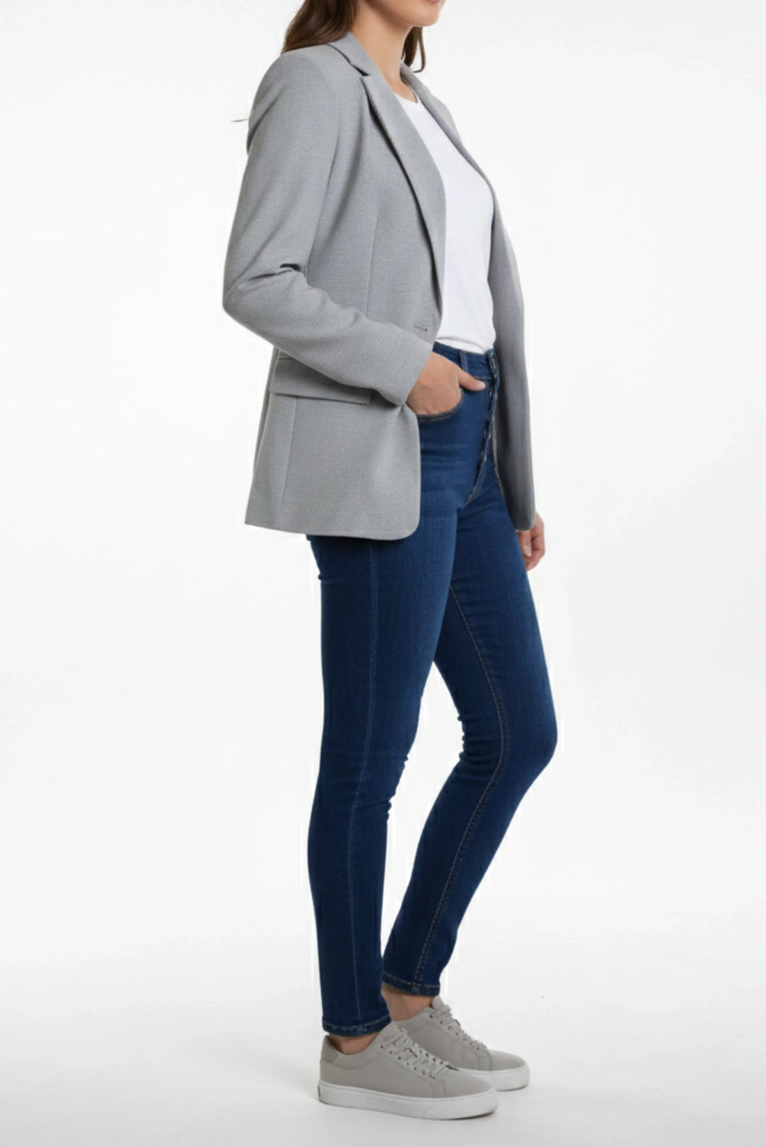 denim pants for women Pakistan by Verve