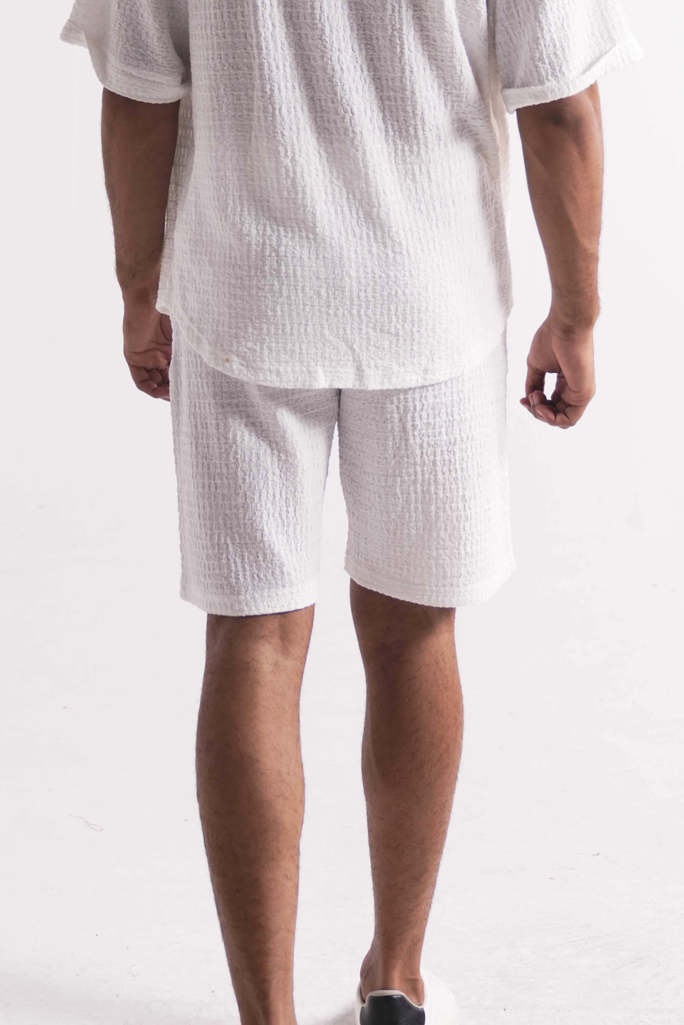 TEXTURED SHORTS