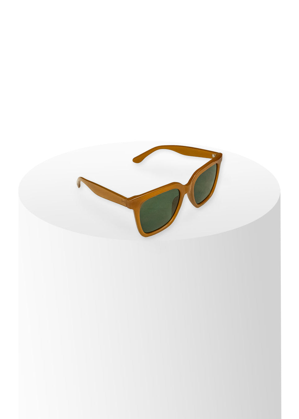 CLASSIC AVIATOR SUNGLASSES – TIMELESS & VERSATILE