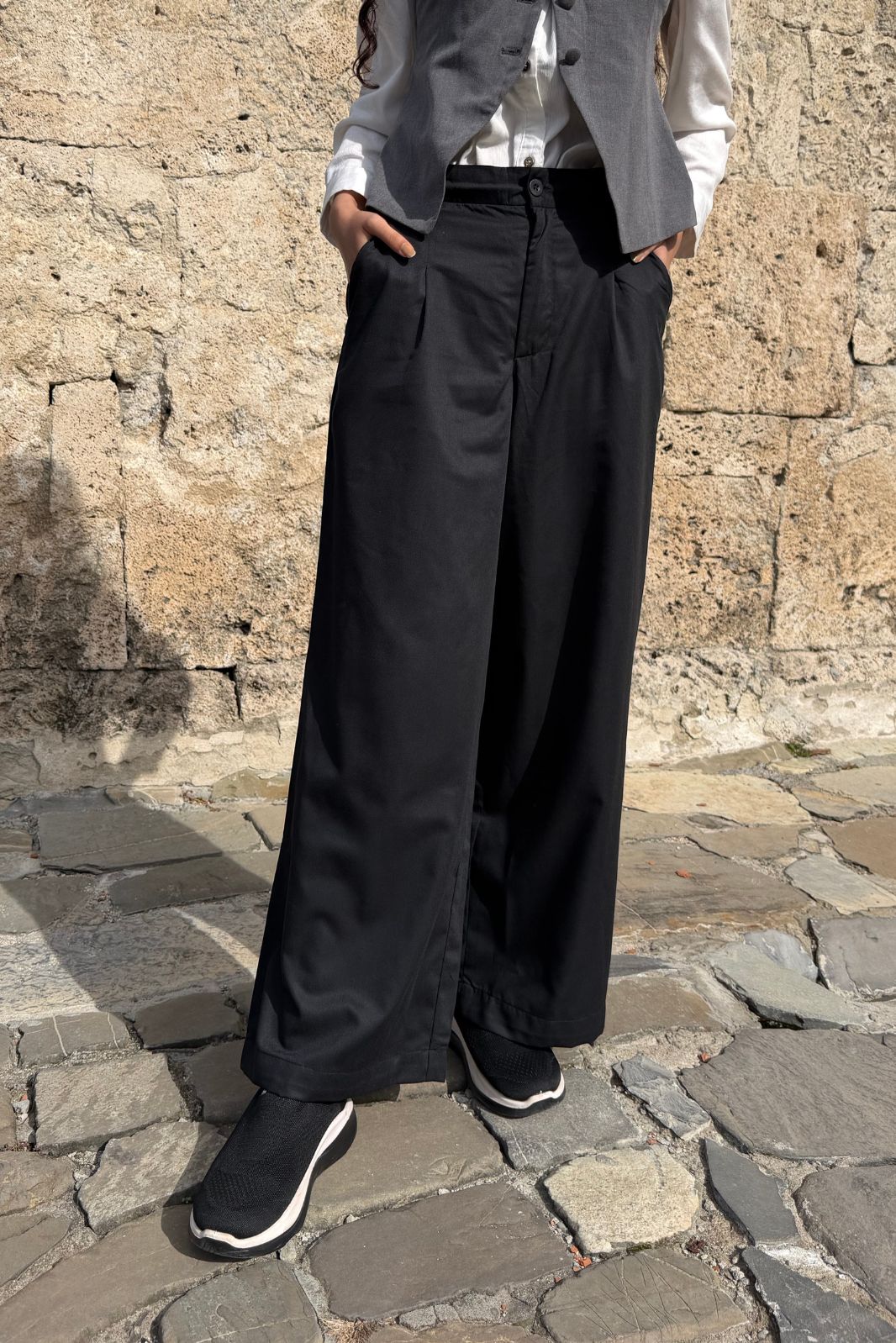 WOMEN DARTED WIDE LEG PANTS