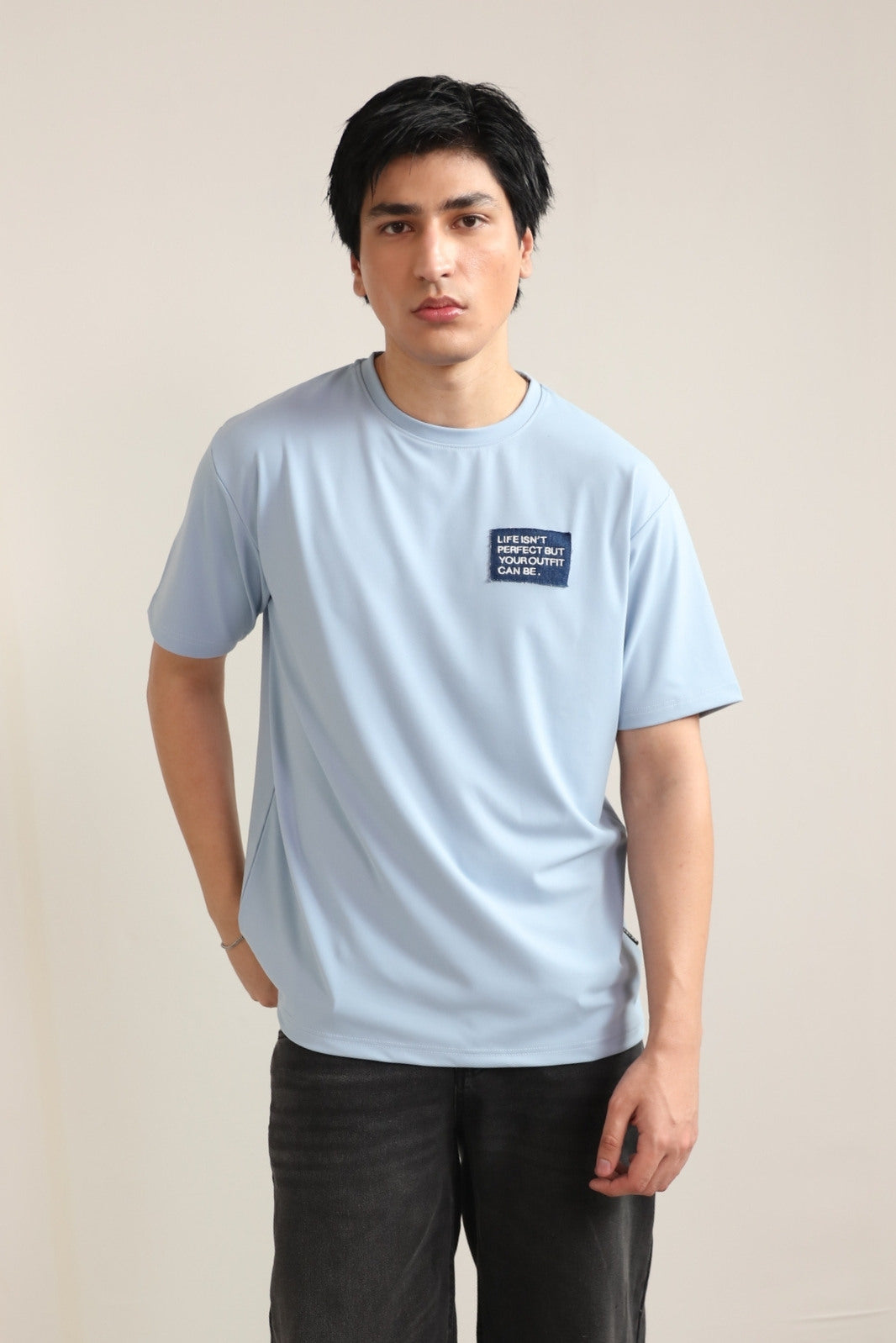 PERFECT OUTFIT TEE