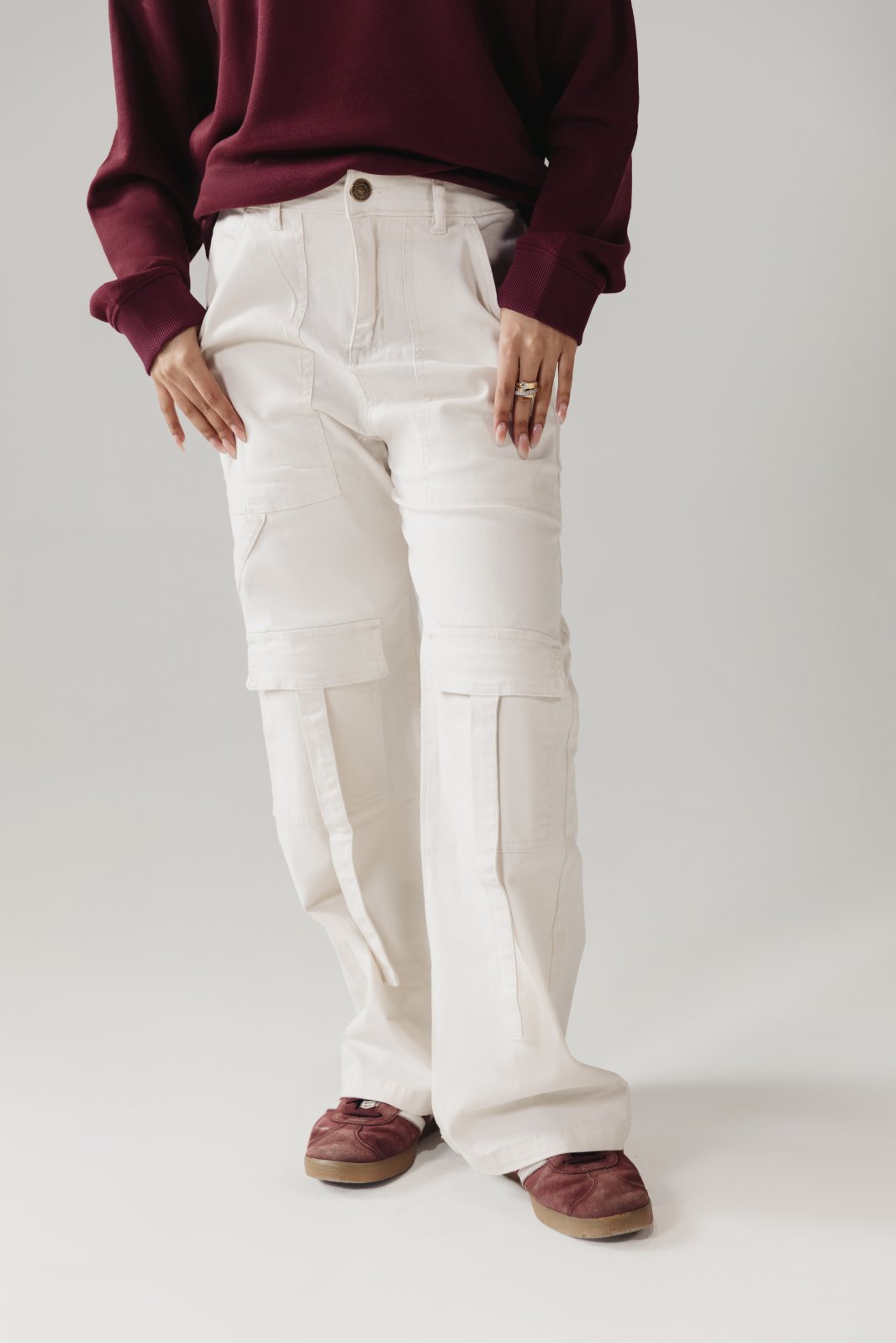 OFF WHITE CARGO PANTS