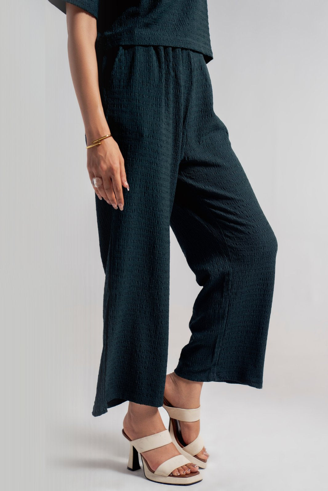 TEXTURED WIDE LEG PANT
