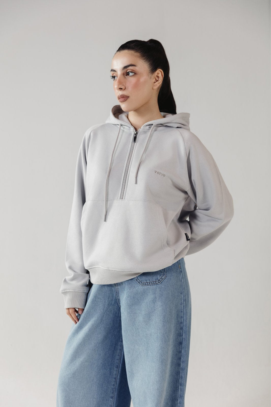 VERVE ESSENTIAL ZIP HOODIE