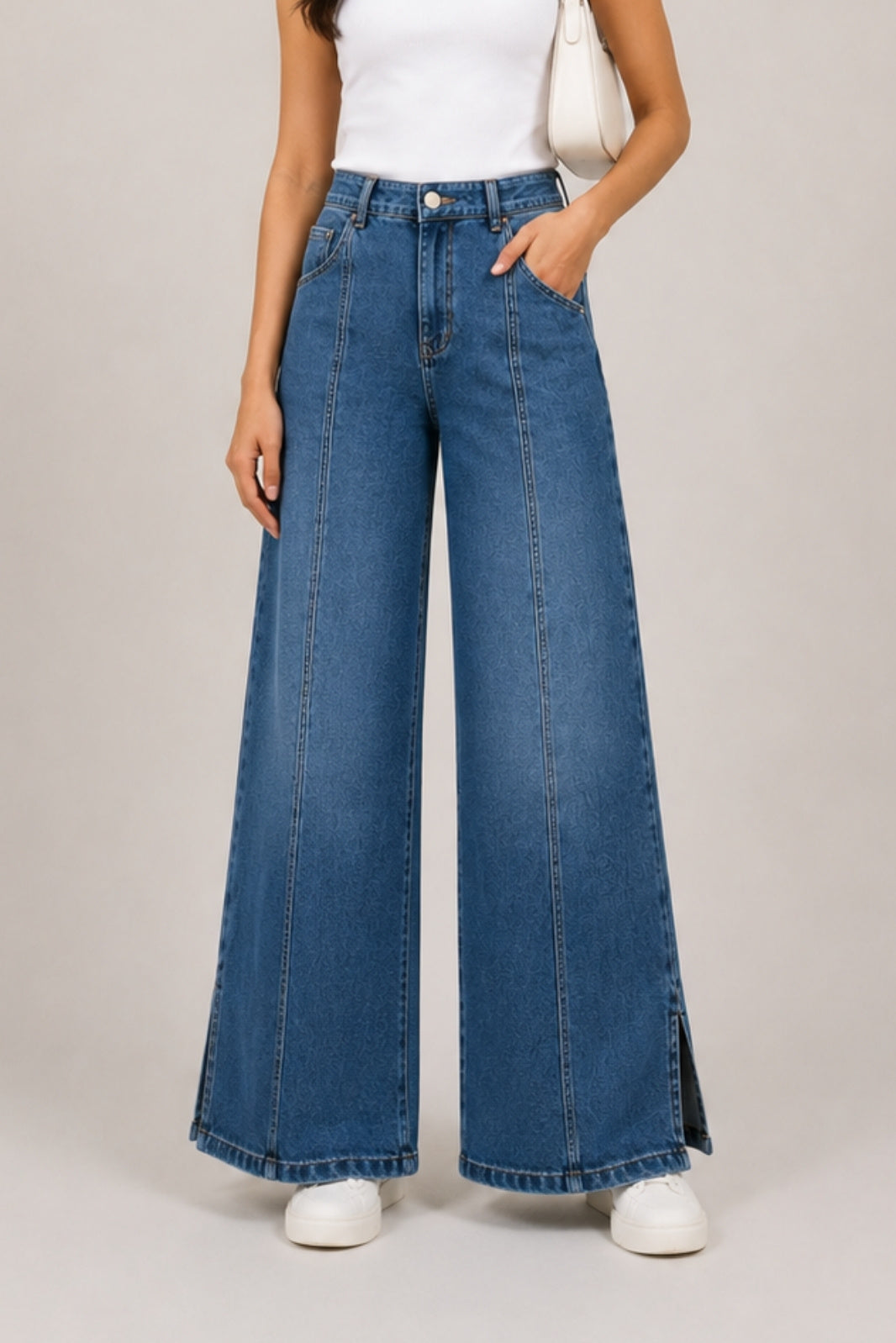 SIDE SLIT WIDE LEG JEANS