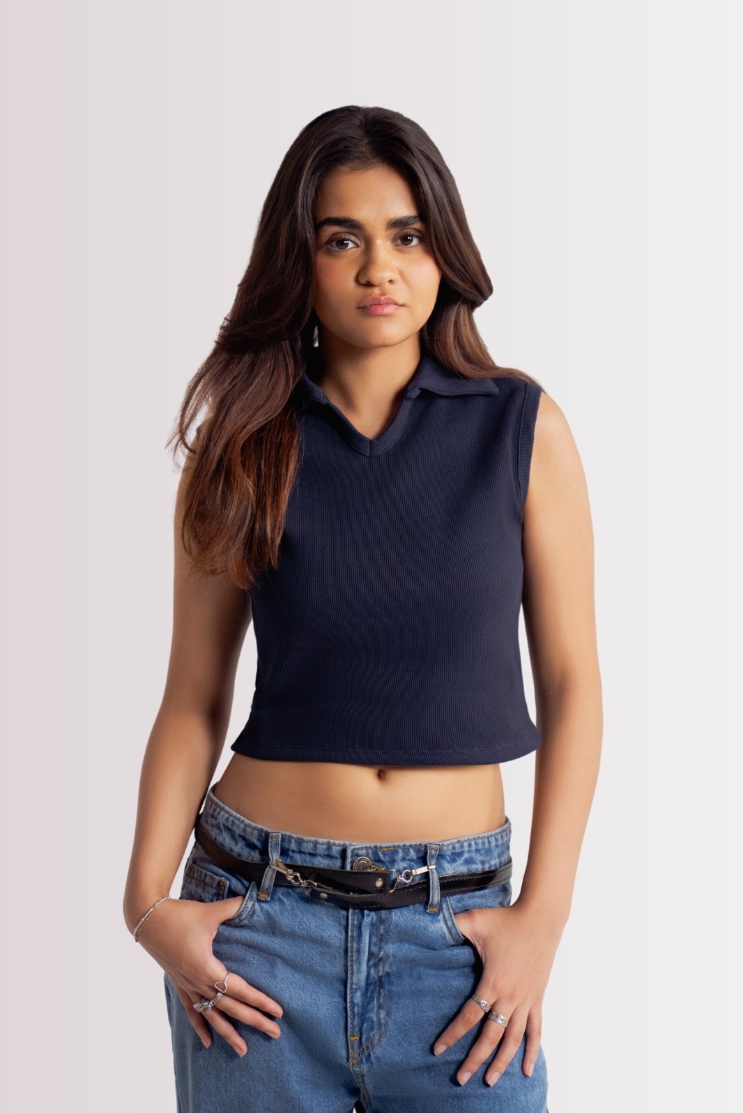 SLEEVELESS POLO COLLAR CROP TOP