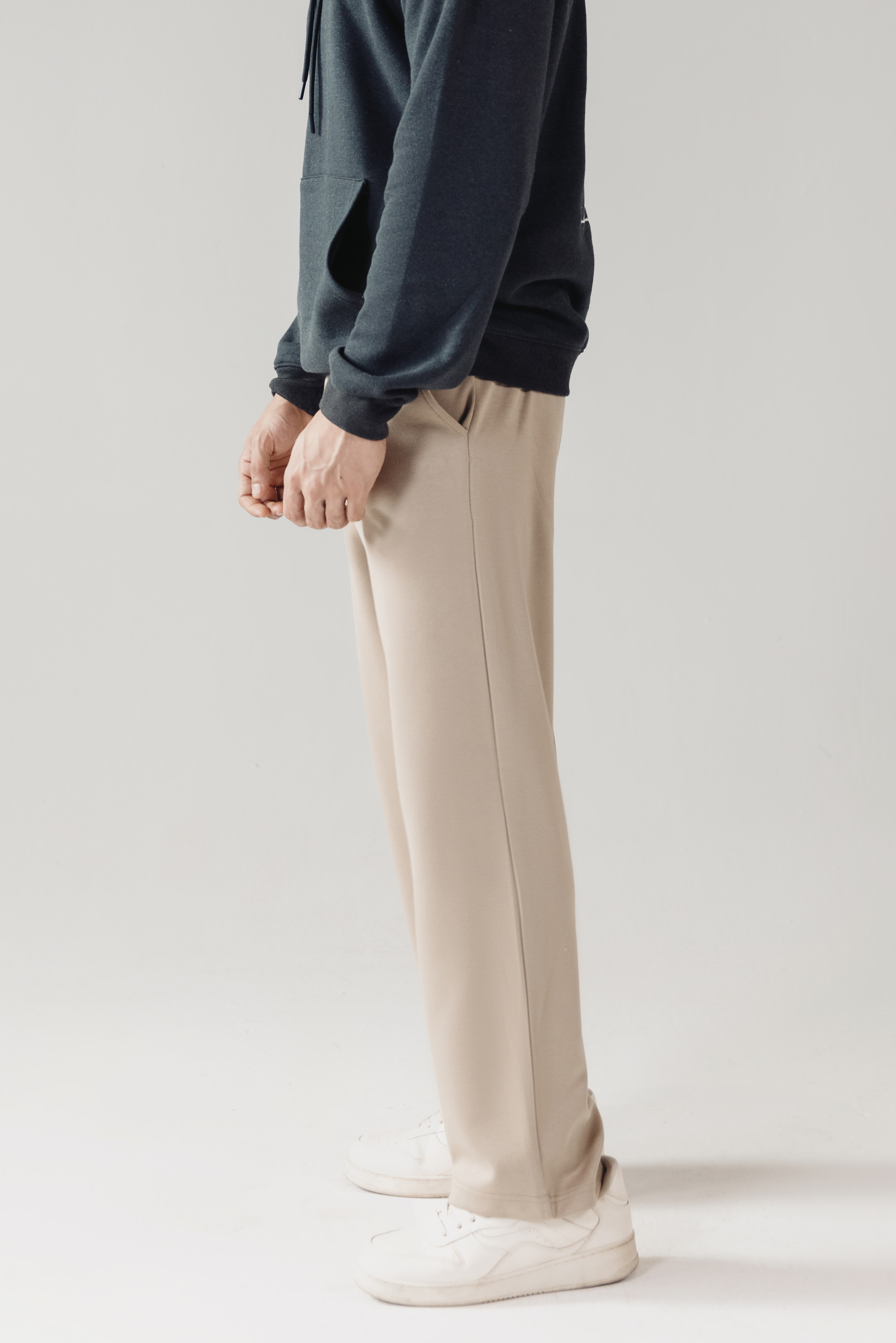 TAILORED SCUBA PANTS KHAKI