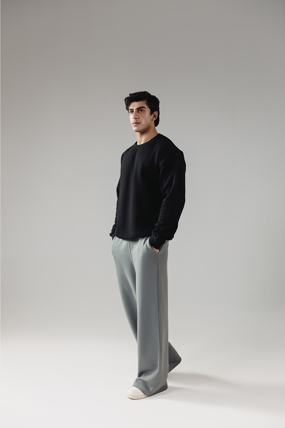 SIGNATURE SWEATSHIRT BLACK