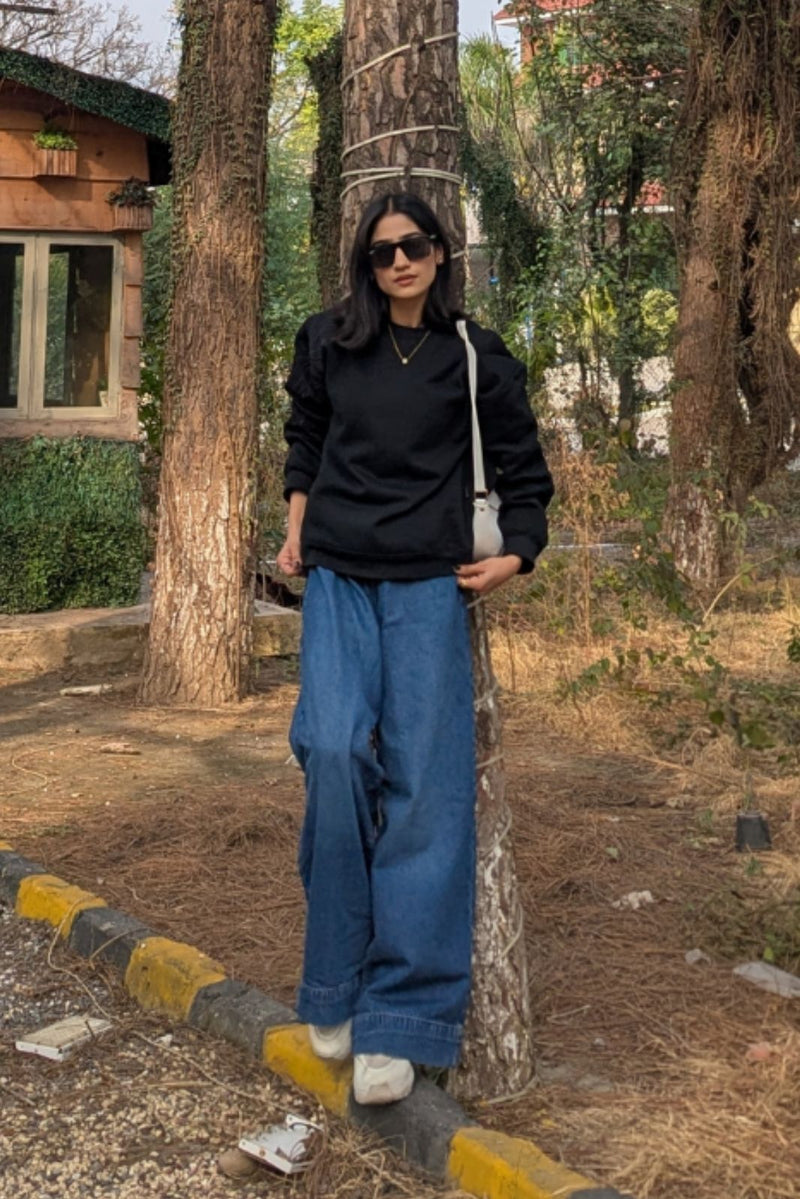 LINEAR BLOOM SWEATSHIRT