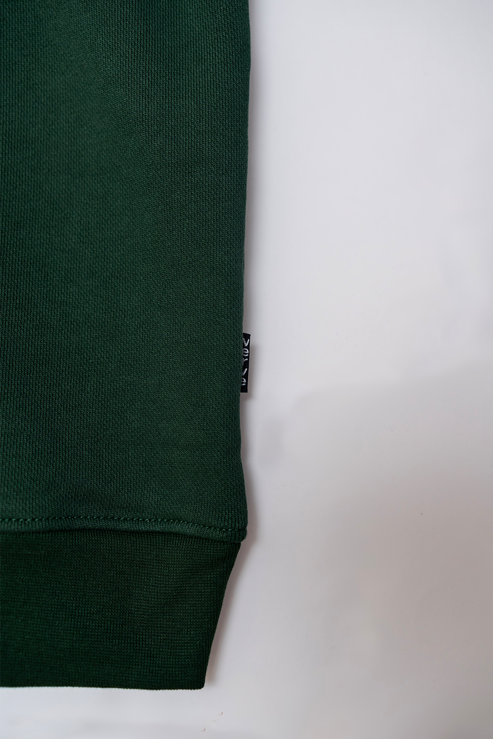 RESORT PRINT SWEATSHIRT