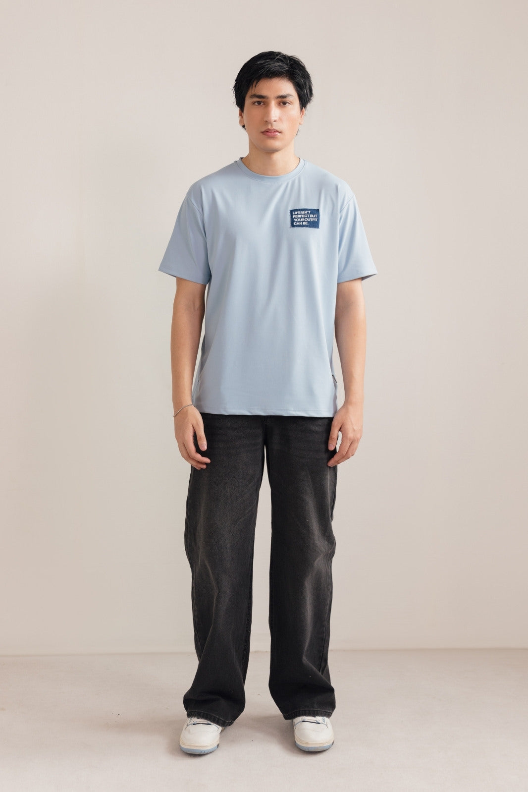 PERFECT OUTFIT TEE