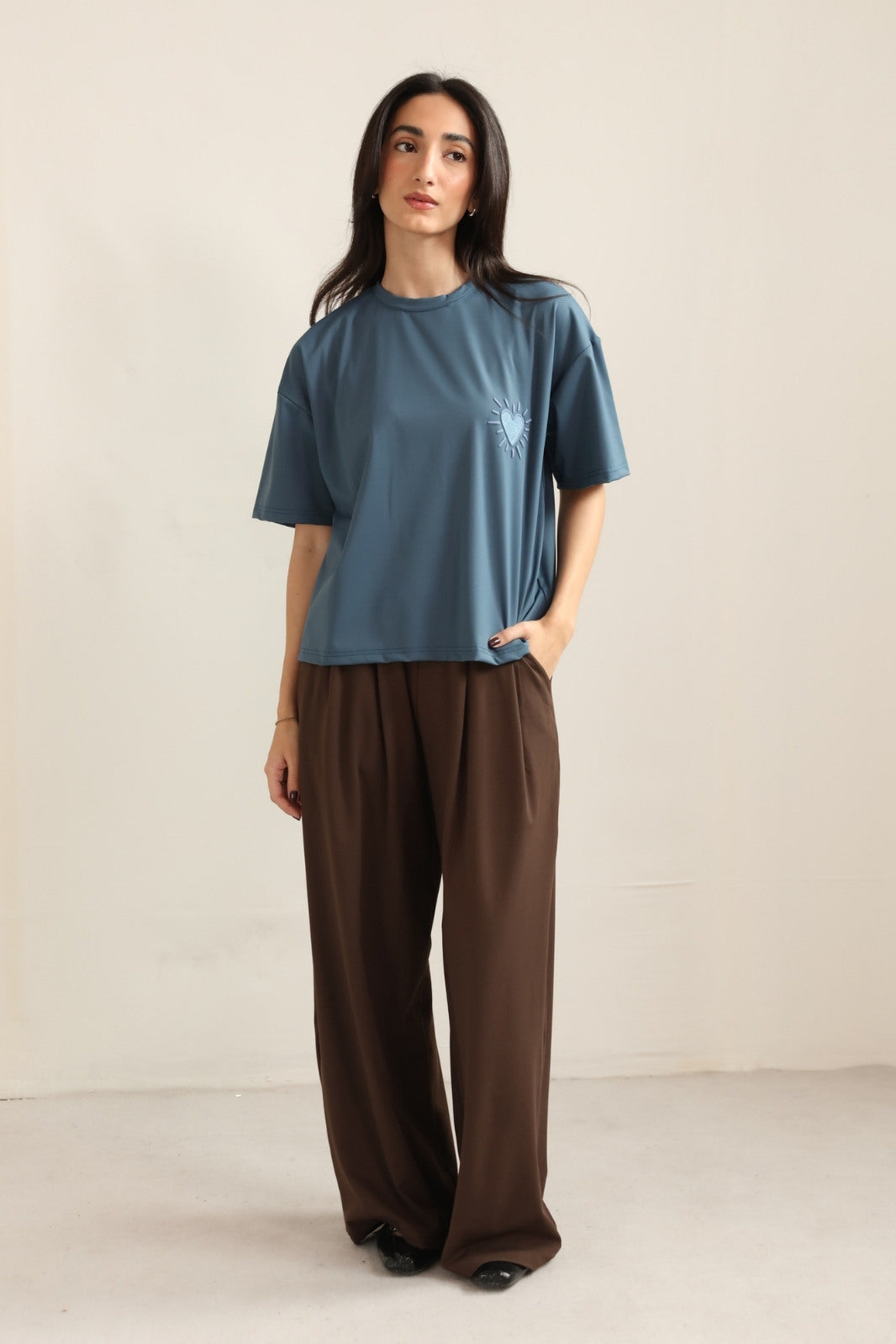 MINIMAL HEART TEE