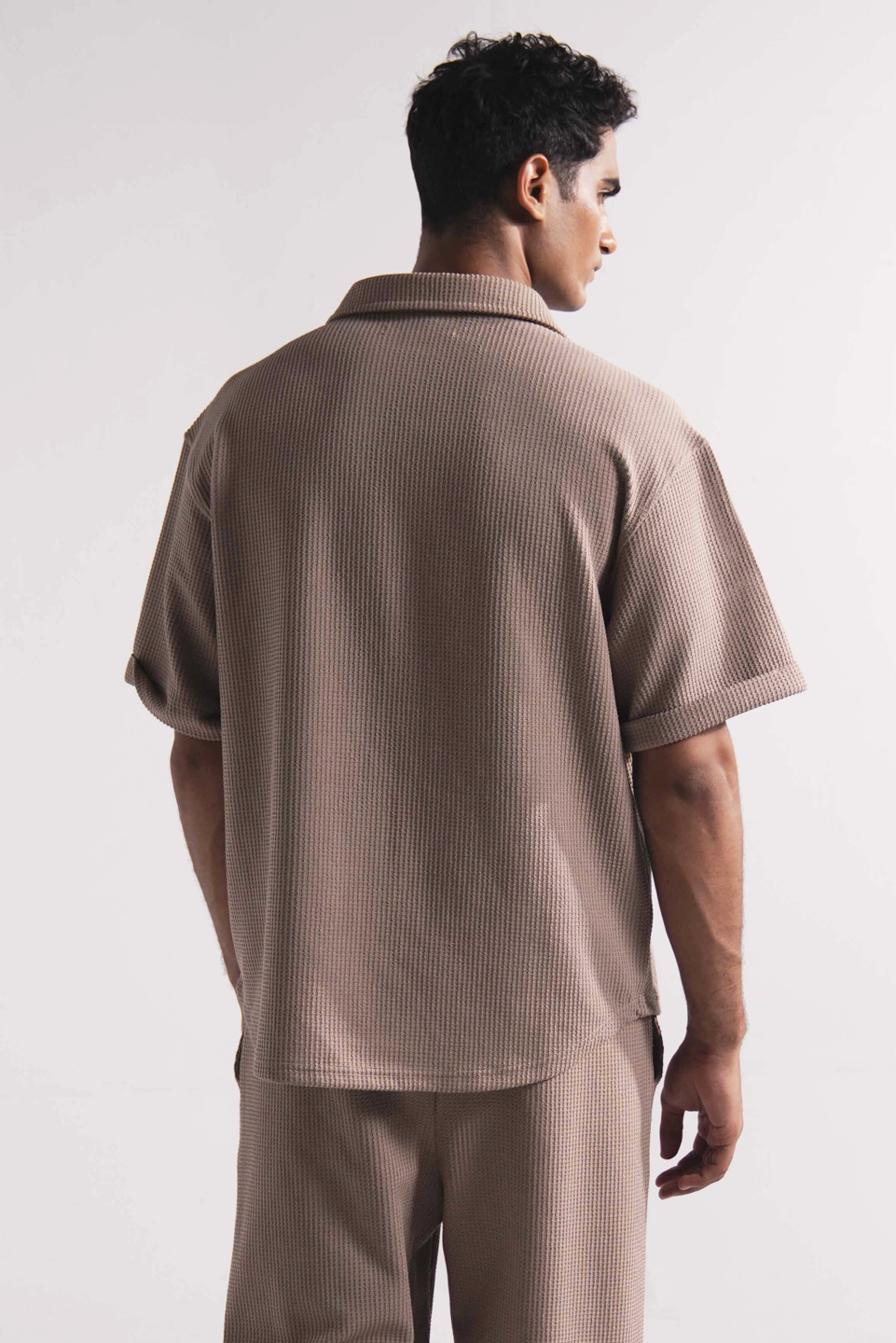 WAFFLE KNIT BUTTON UP SHIRT