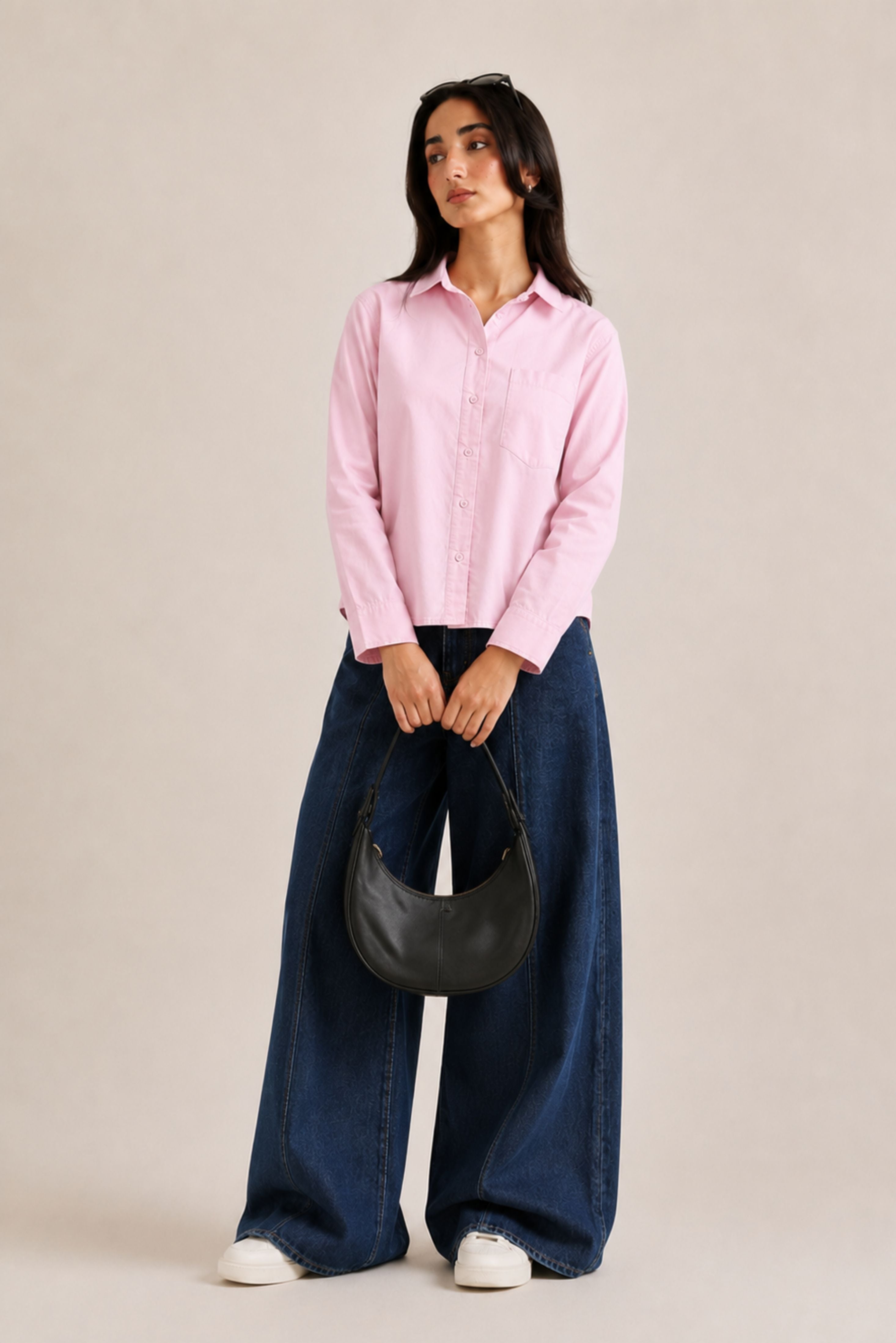 REGULAR FIT BUTTON DOWN CROP SHIRT