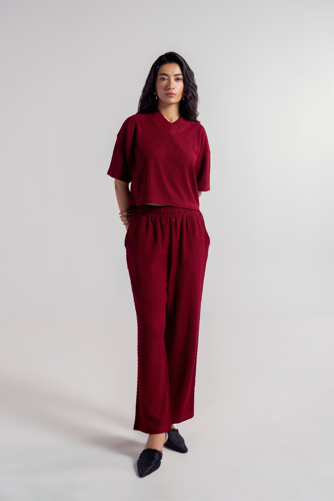 V NECK CROPPED SHIRT