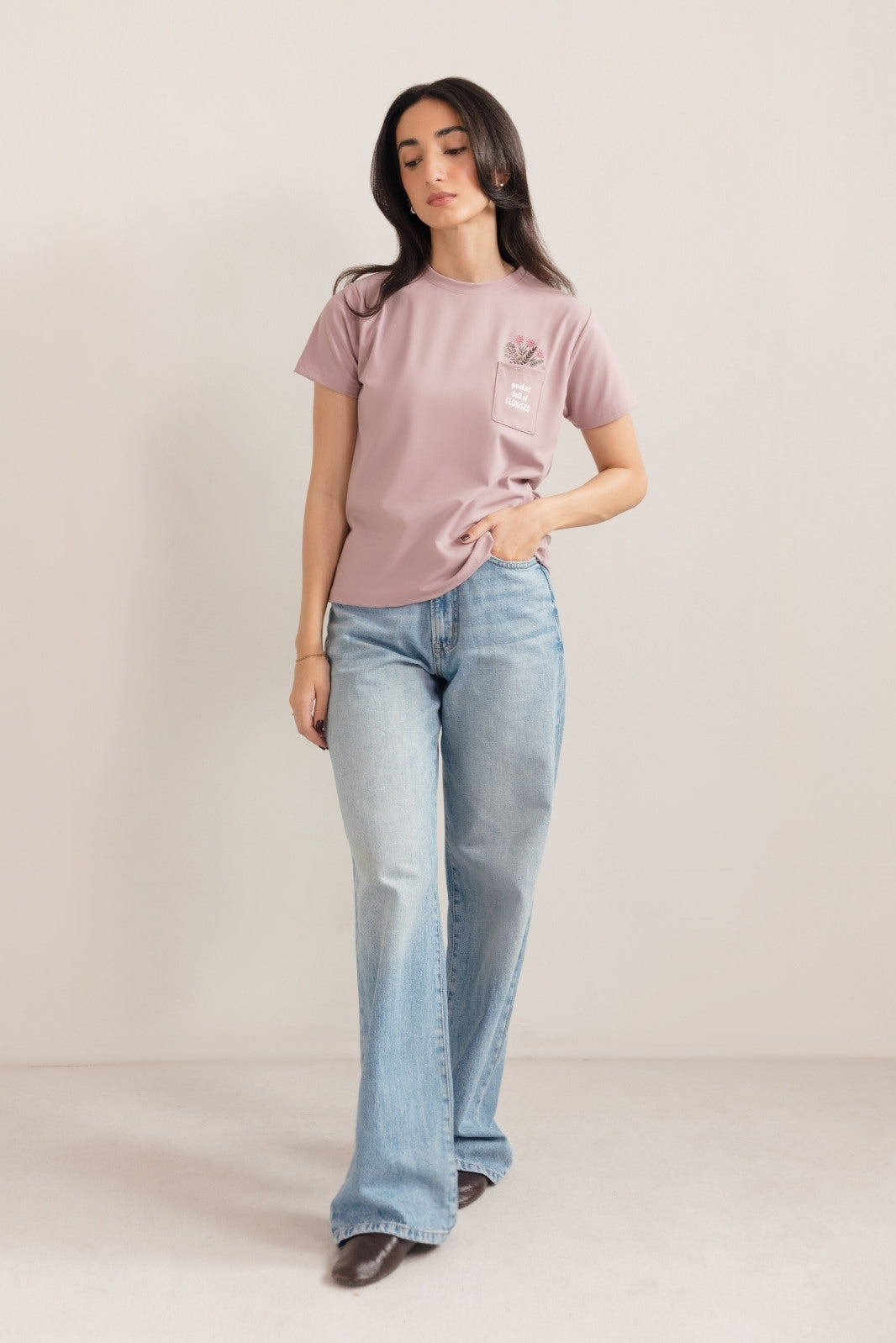 FLORAL POCKET TEE