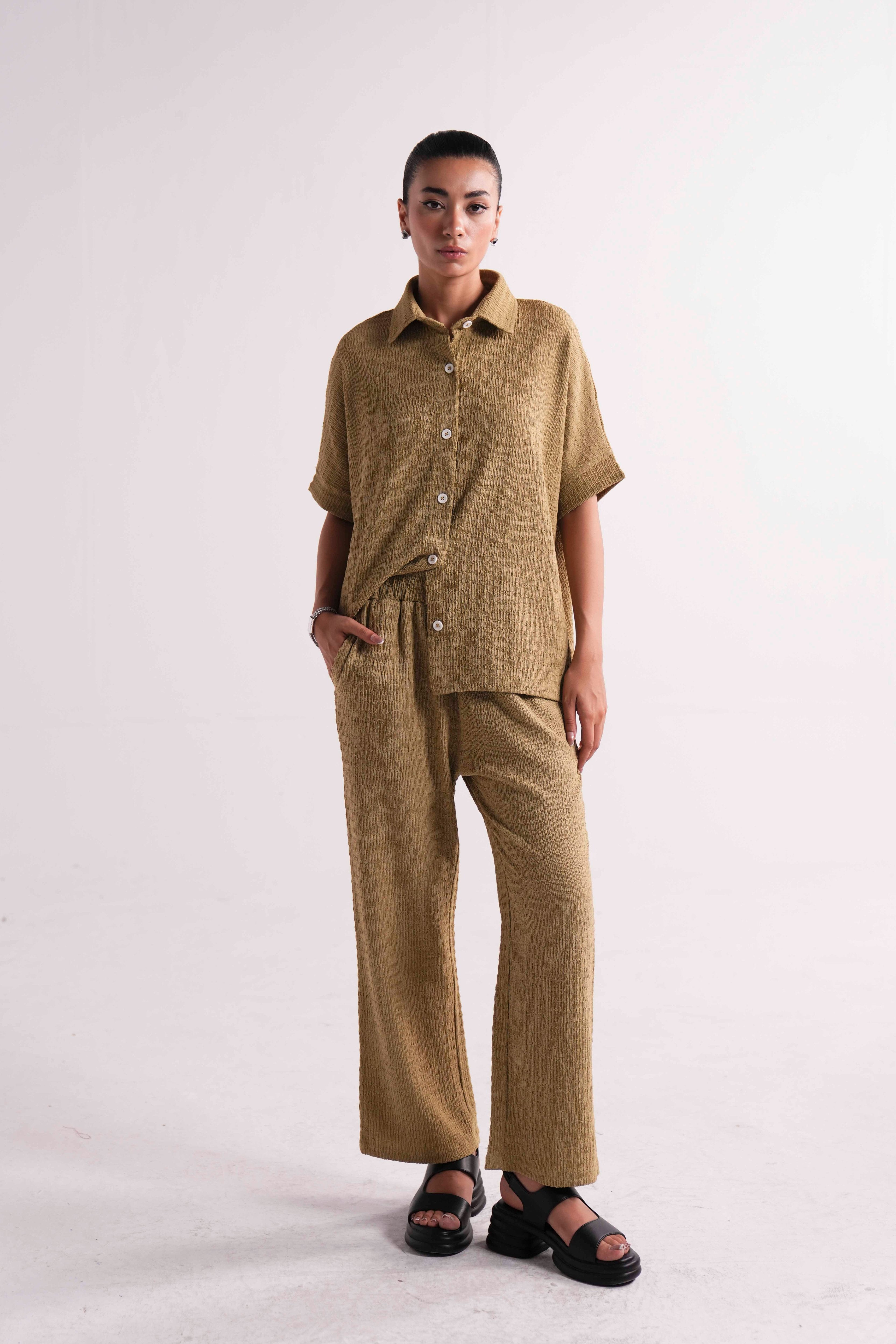 BATWING SLEEVE BUTTON UP SHIRT