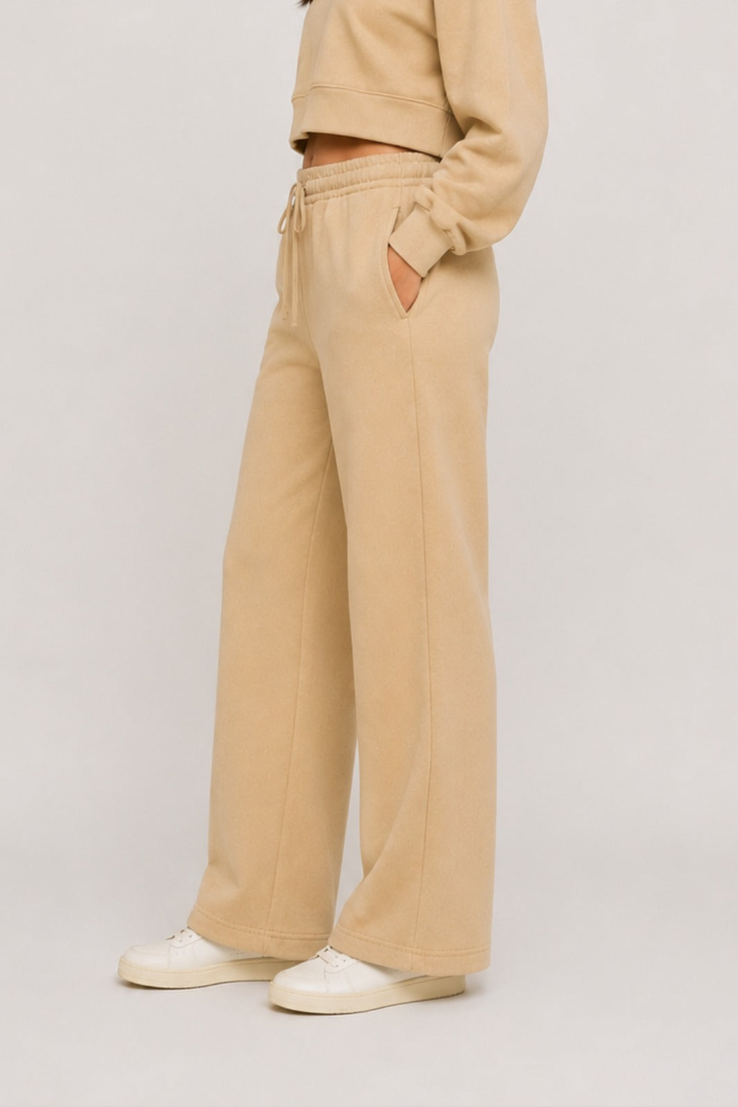 LOOSE FIT TROUSER
