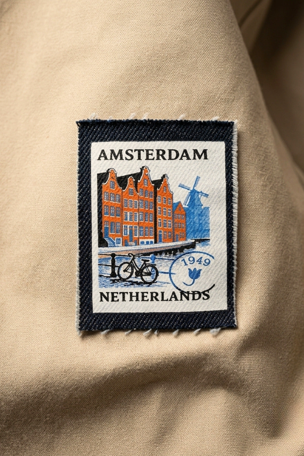 AMSTERDAM POSTCARD PATCH TEE