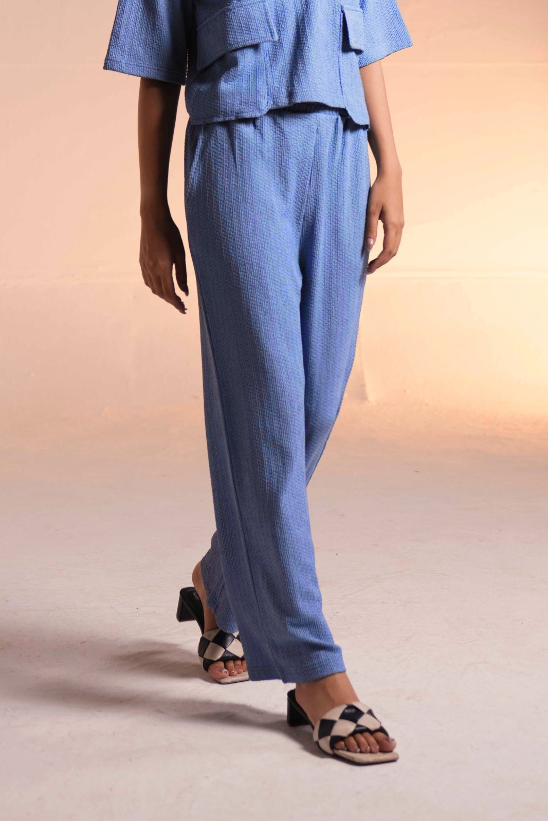 TEXTURED WIDE LEG PANT