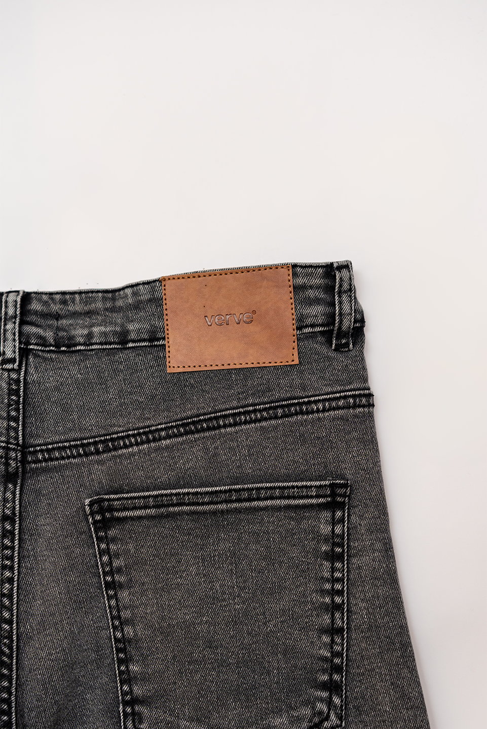 PANELLED STRAIGHT FIT DENIM