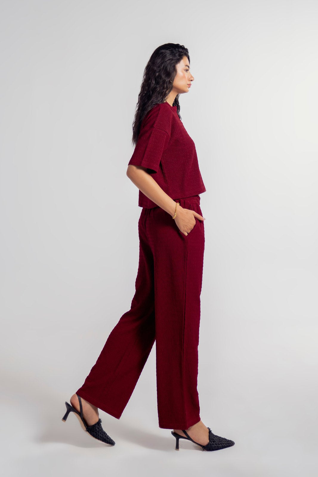 V NECK CROPPED SHIRT