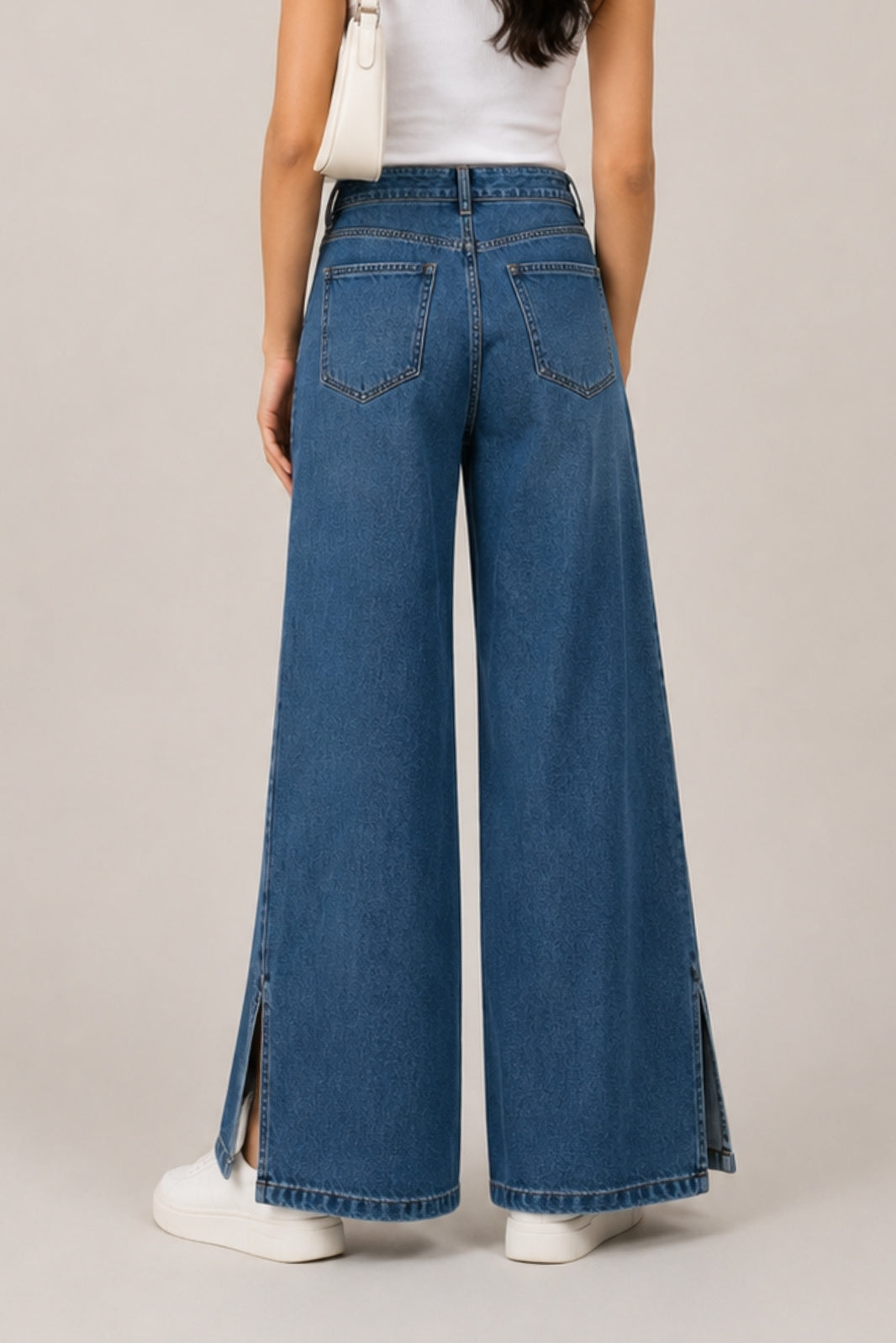 SIDE SLIT WIDE LEG JEANS