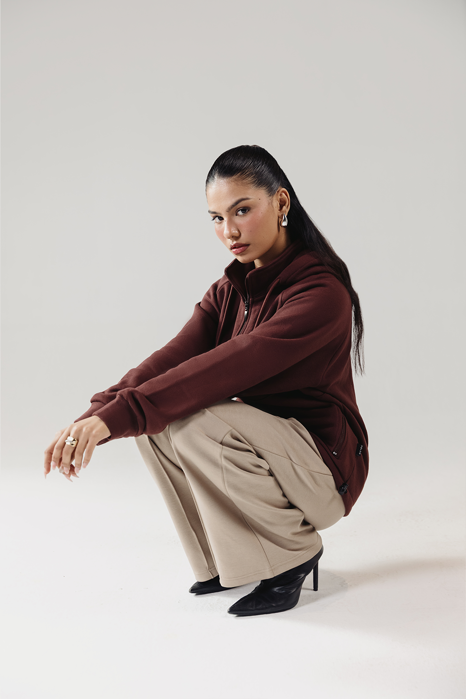 STRUCTURED ZIP HOODIE