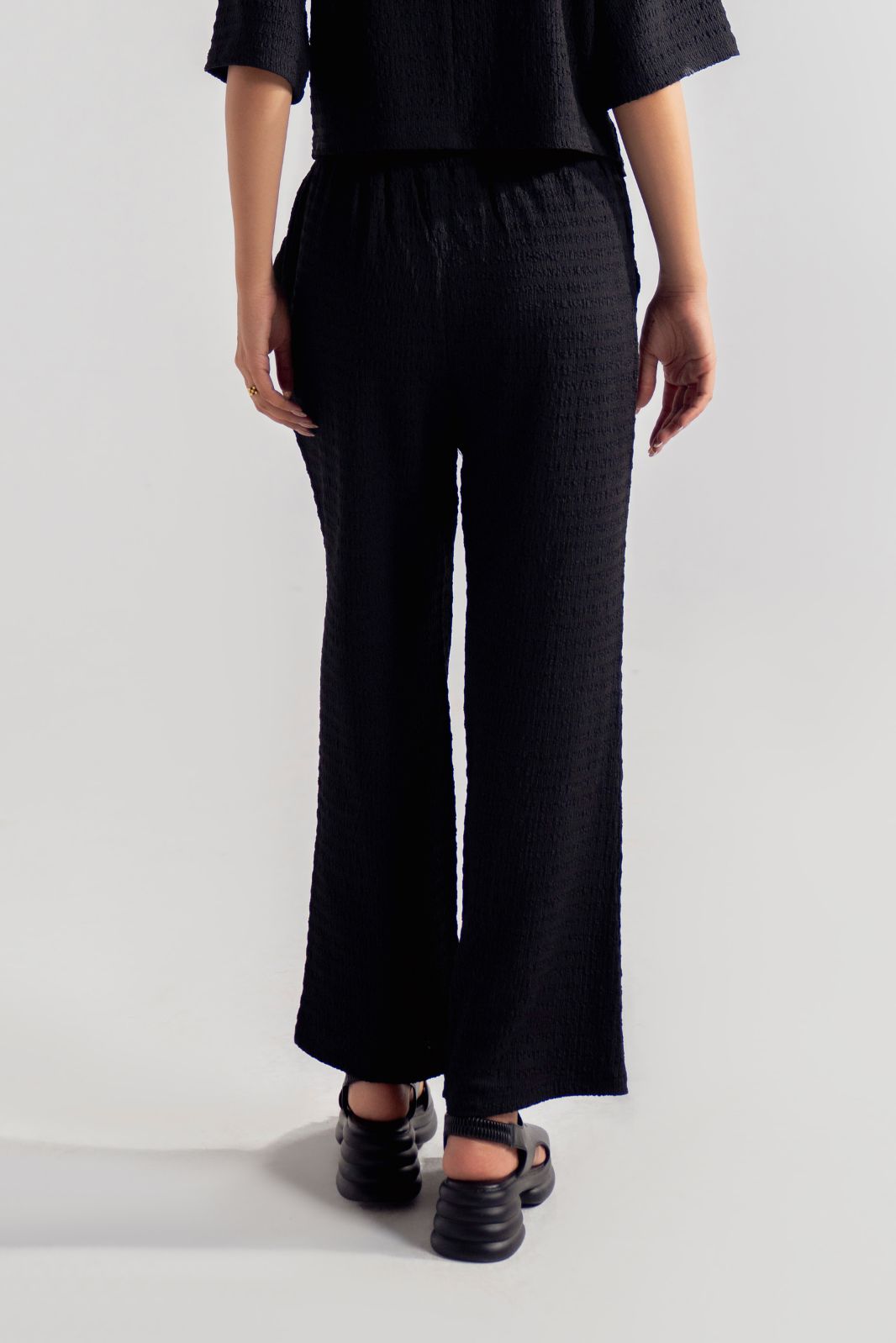 TEXTURED WIDE LEG PANT