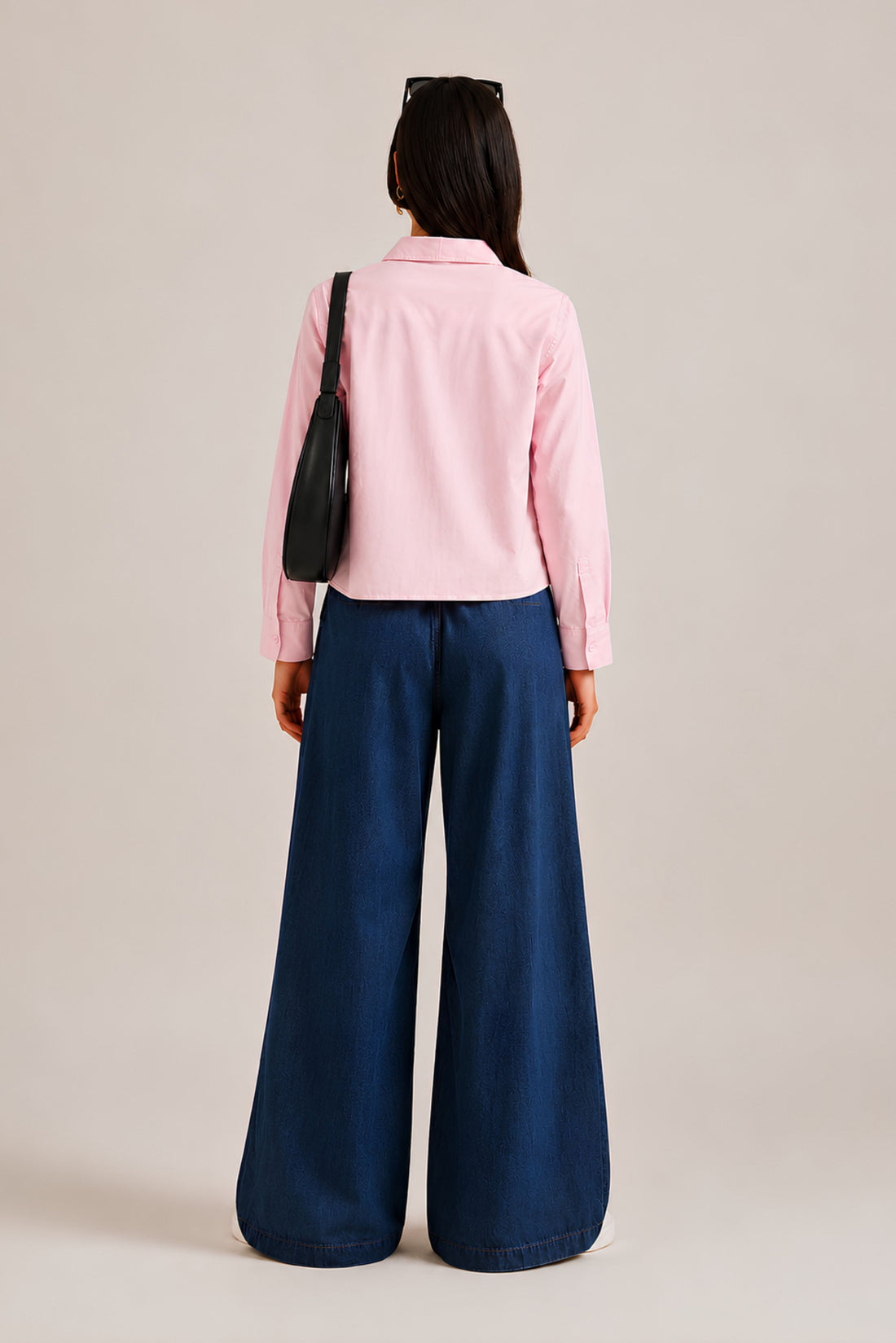 REGULAR FIT BUTTON DOWN CROP SHIRT