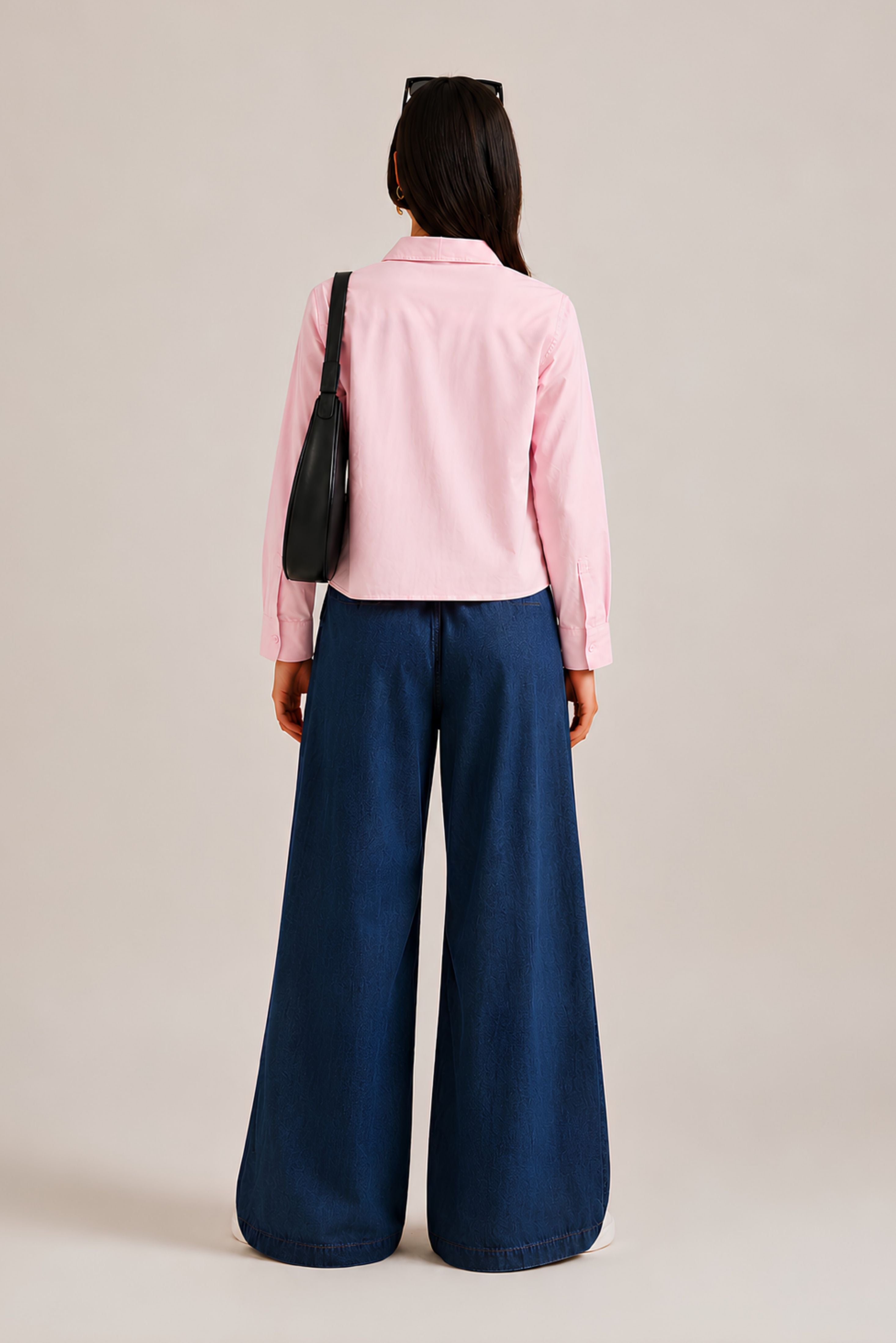 REGULAR FIT BUTTON DOWN CROP SHIRT