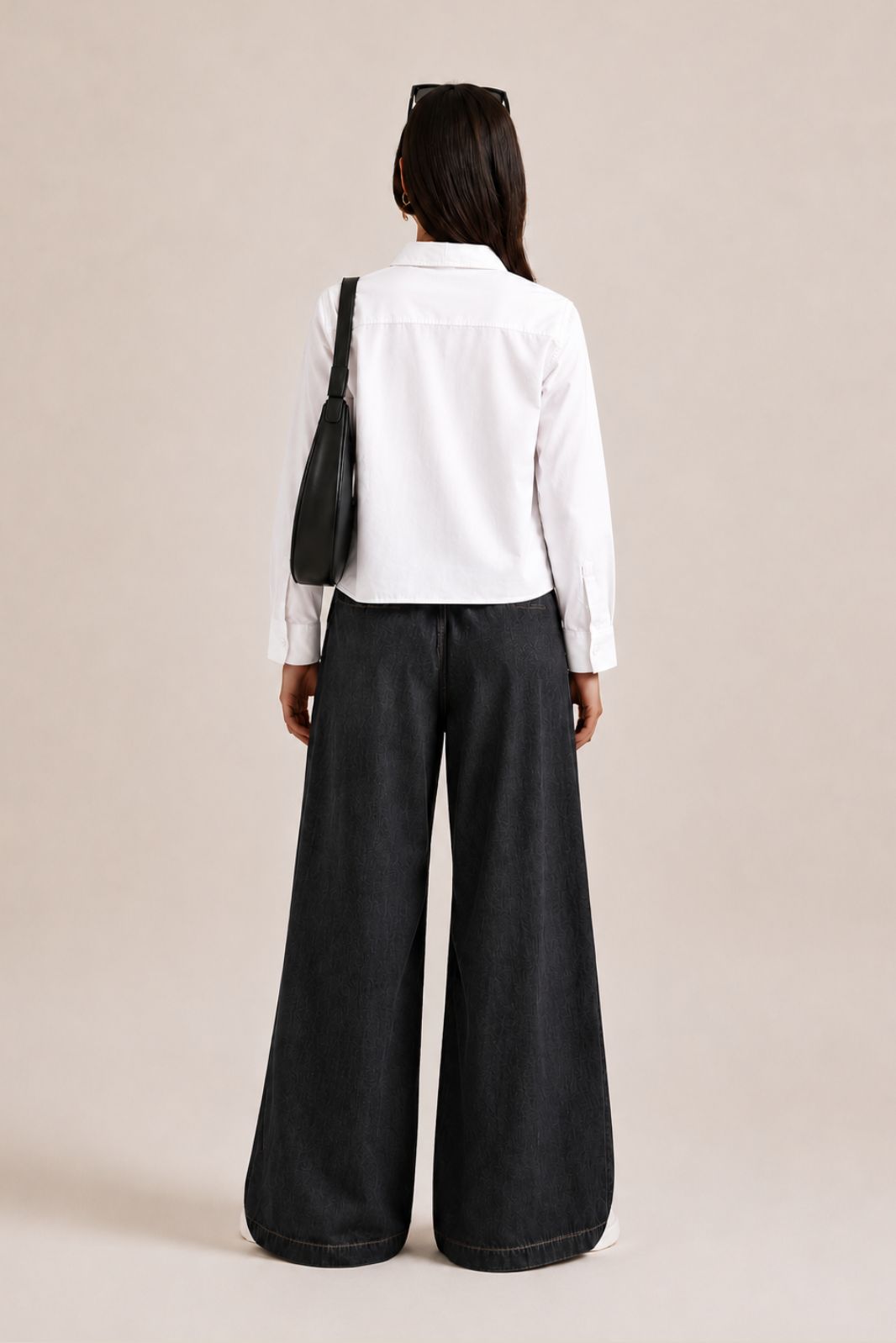 REGULAR FIT BUTTON DOWN CROP SHIRT