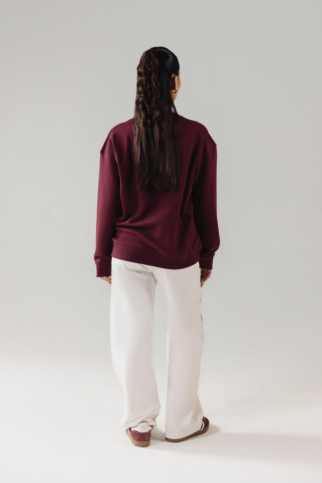 SOLID V-NECK SWEATSHIRT