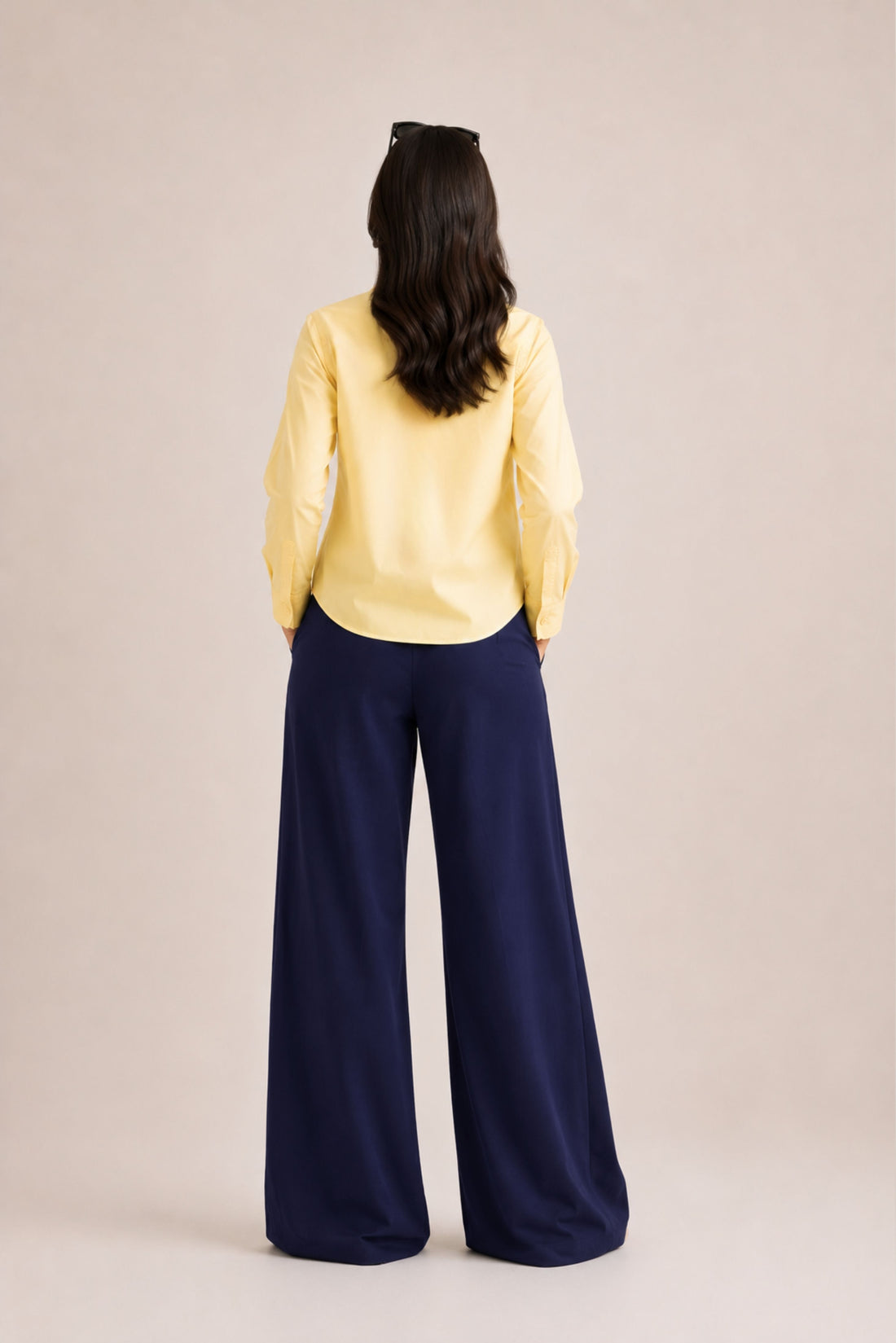 REGULAR FIT BUTTON DOWN CROP SHIRT