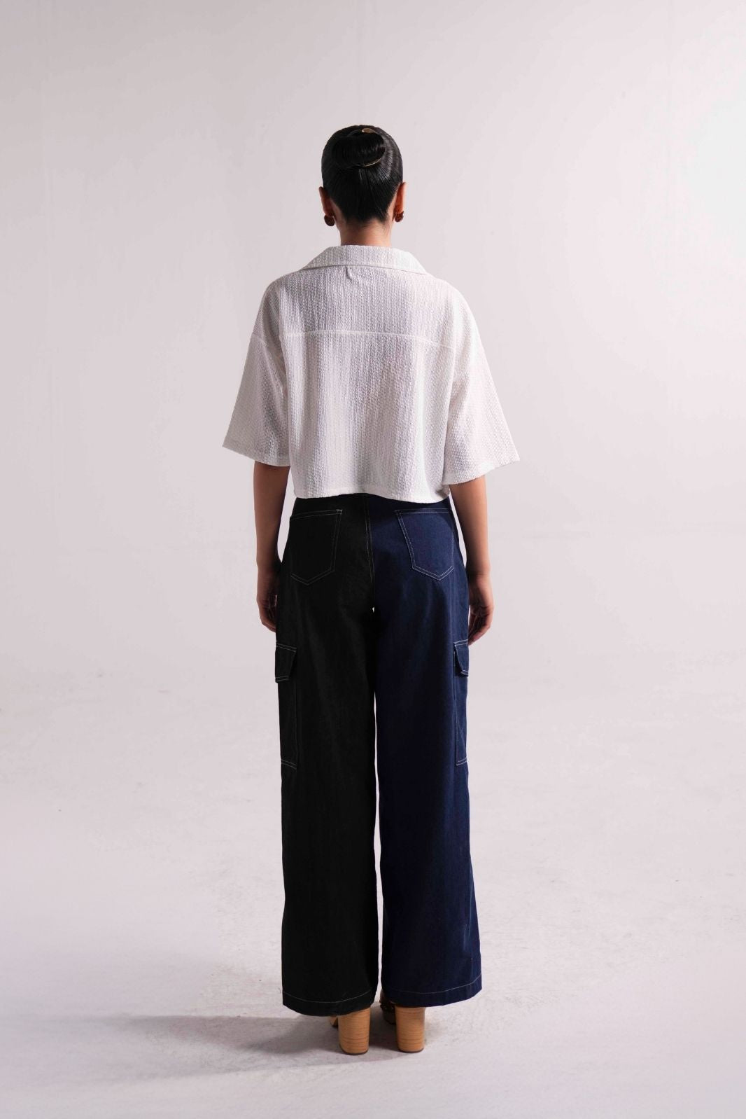 RELAXED FIT CROPPED SHIRT