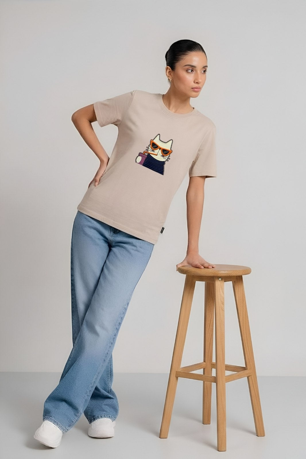 COOL CAT GRAPHIC TEE