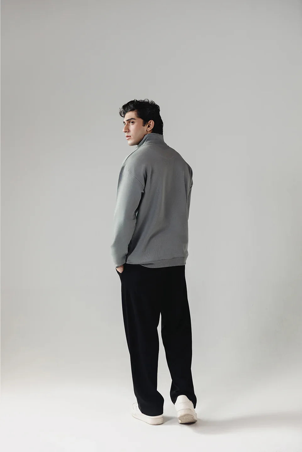 EVOLVE ZIP-NECK SWEATSHIRT