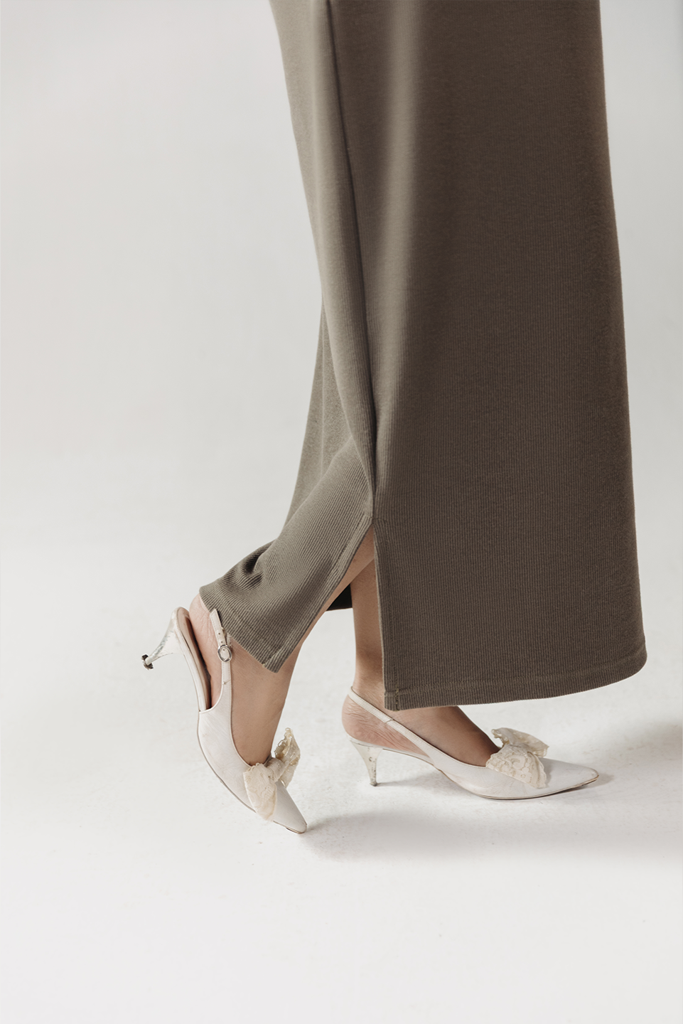 RIB KNIT MIDI DRESS GREEN