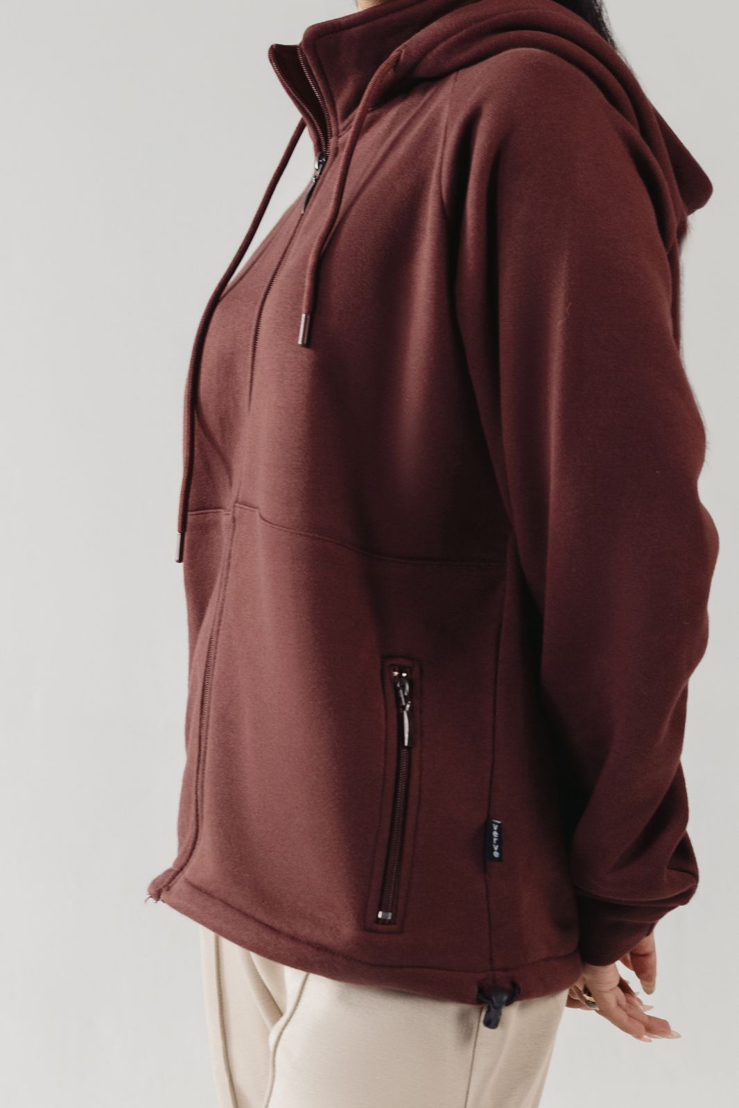 STRUCTURED ZIP HOODIE