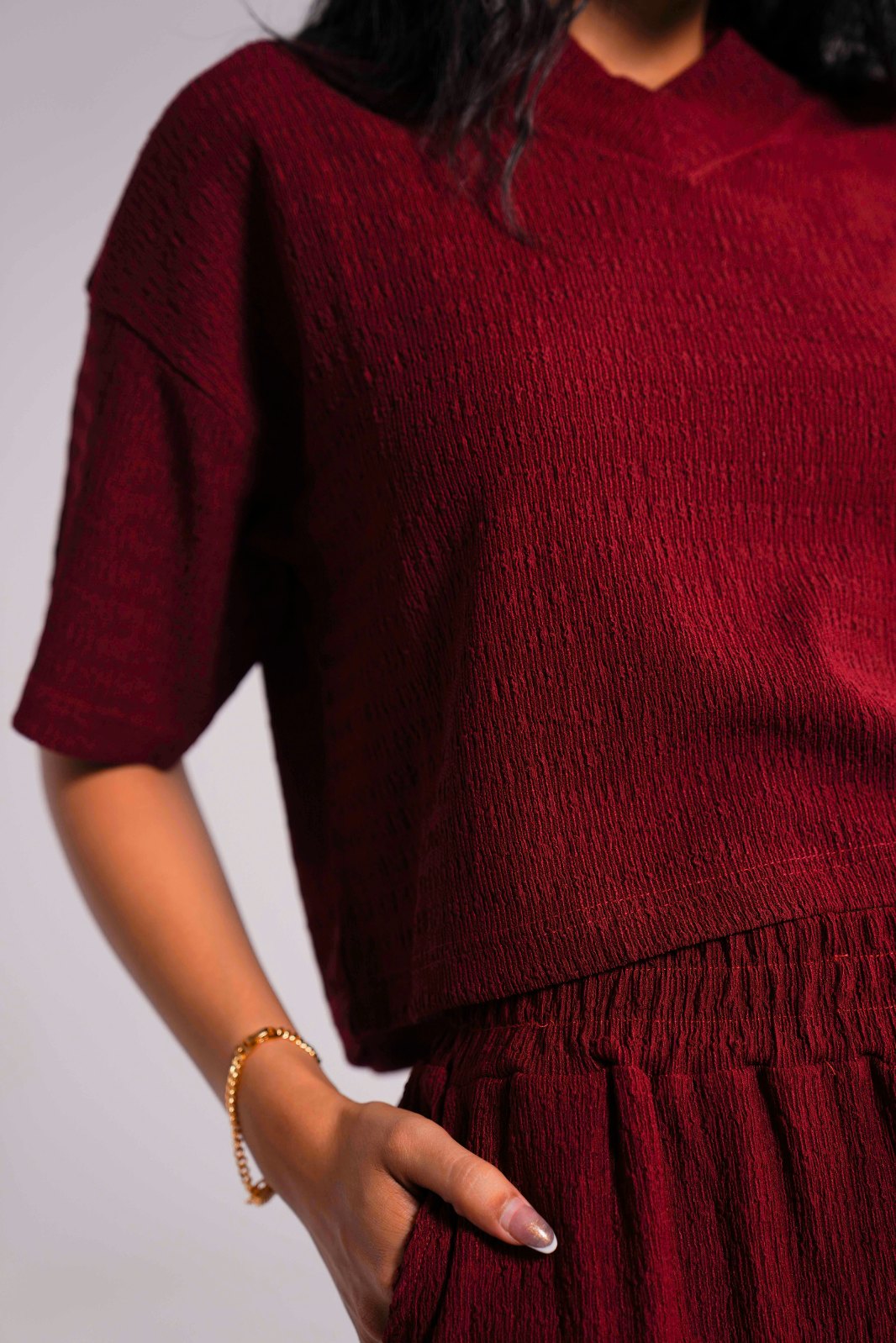 V NECK CROPPED SHIRT