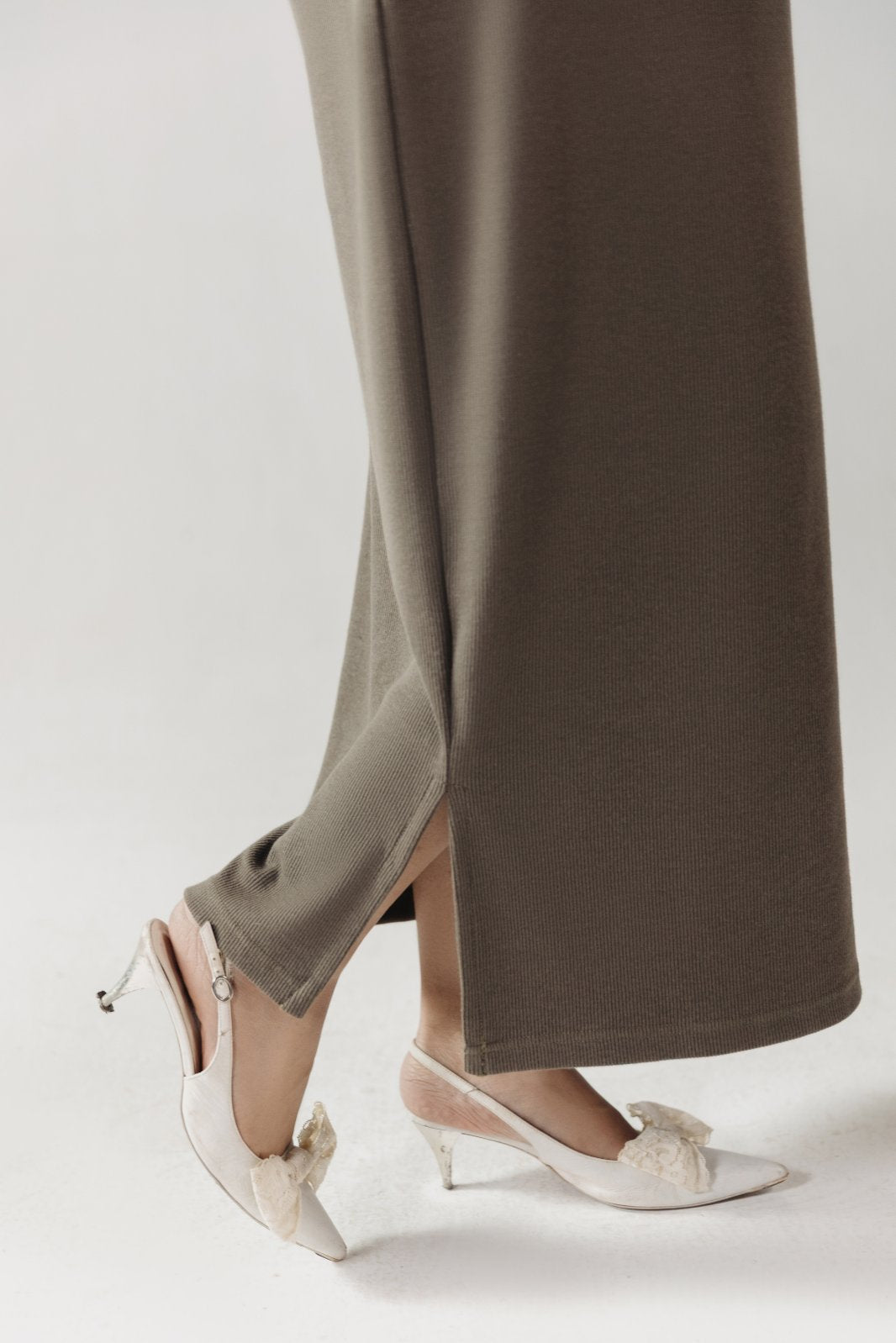 RIB KNIT MIDI DRESS
