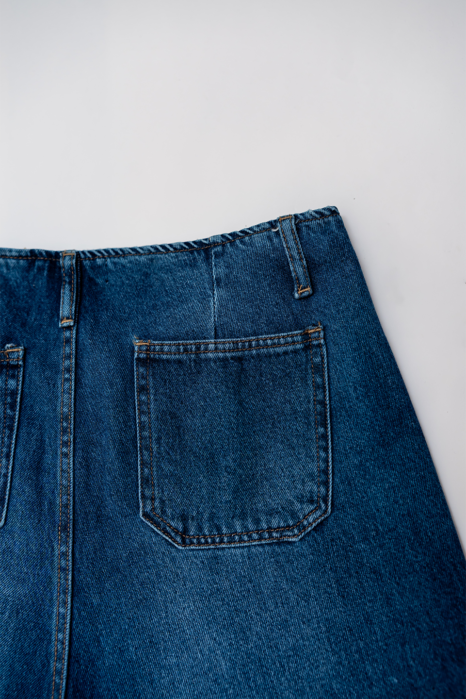 WIDE LEG DENIM